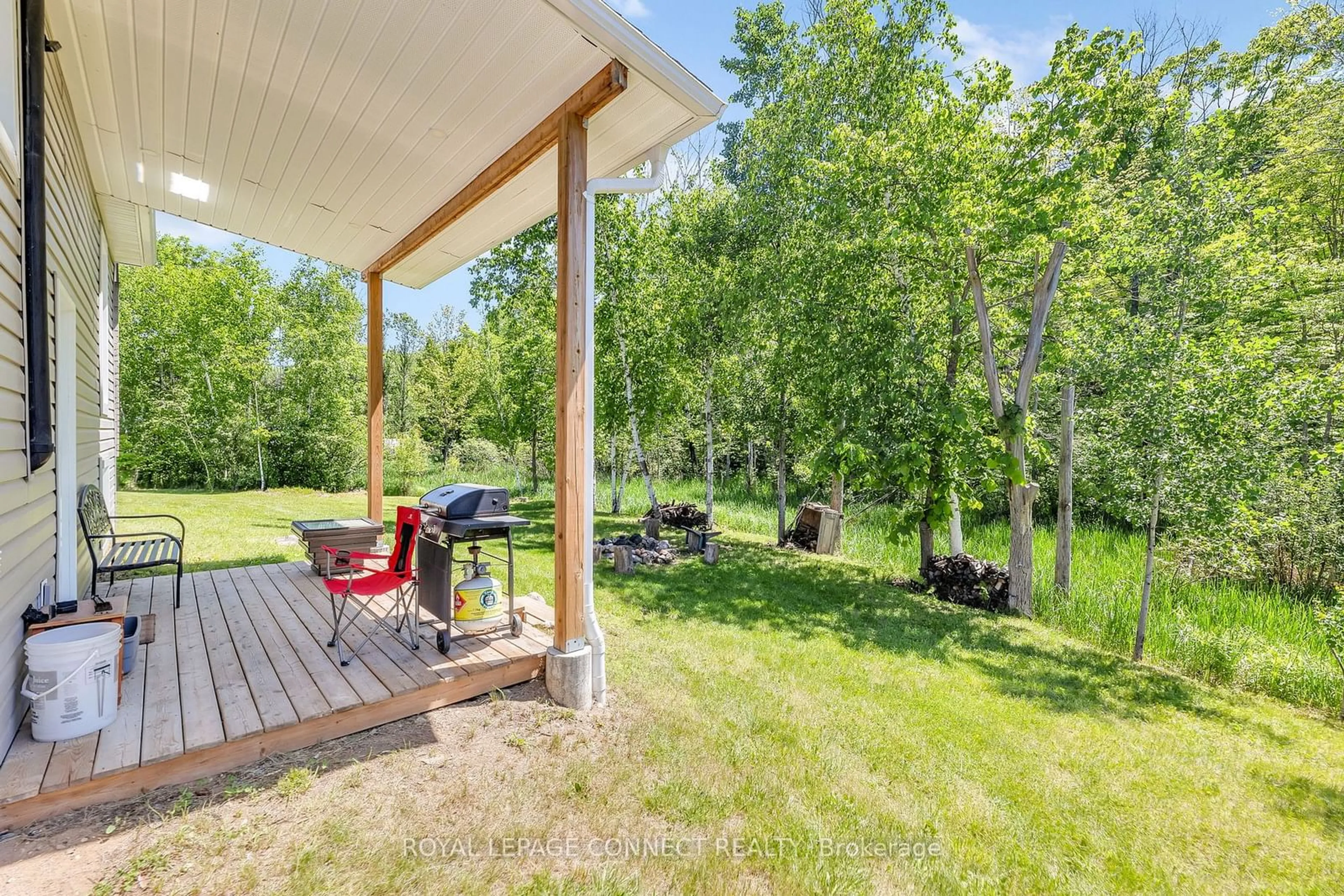 Patio, the fenced backyard for 112922 Highway 7, Addington Highlands Ontario K0H 1Z0