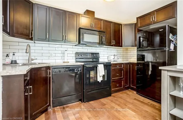Additional property image - 275 OLD HURON Rd Unit 18