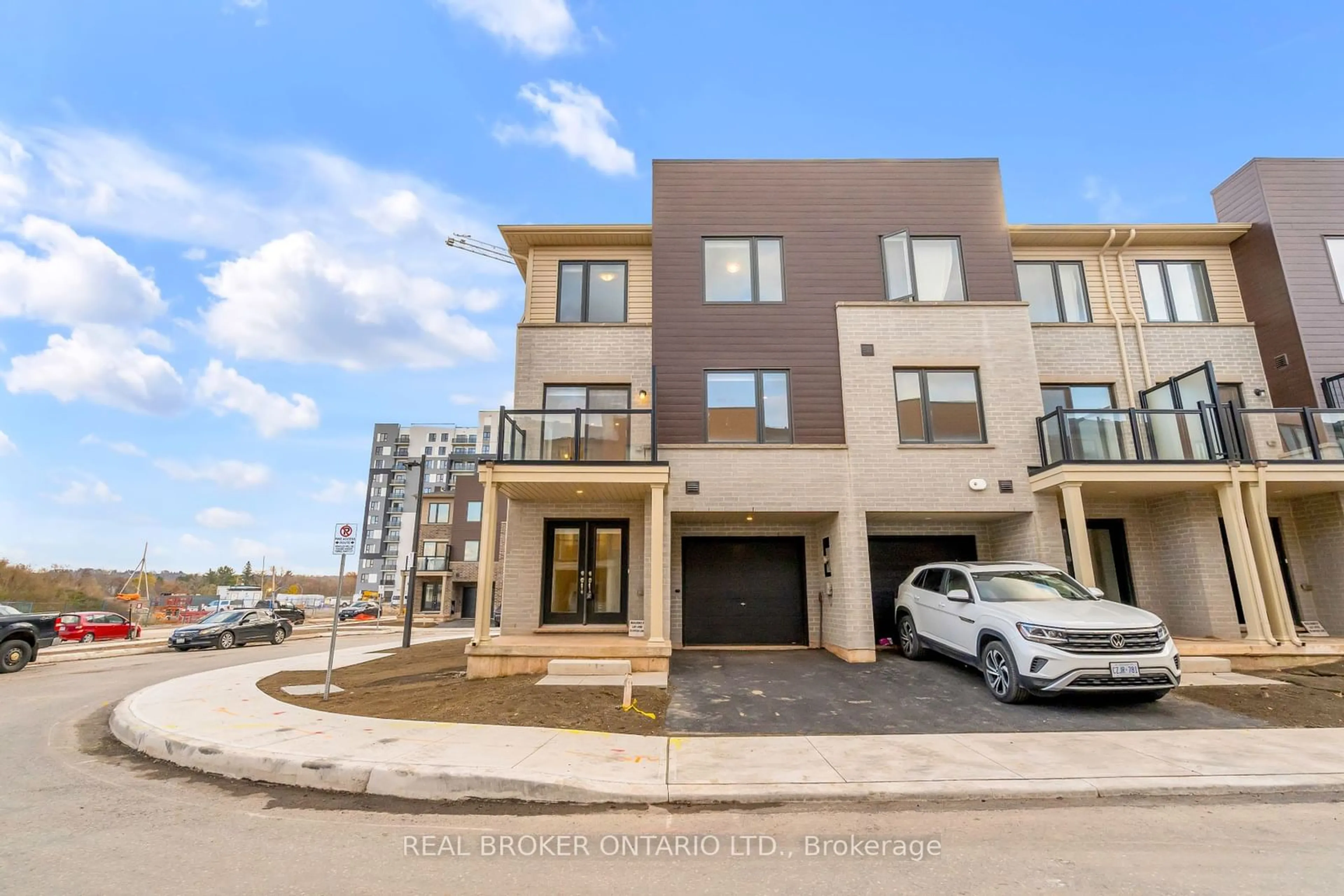 A pic from exterior of the house or condo, the street view for 55 Dryden Lane, Hamilton Ontario L8H 0B6