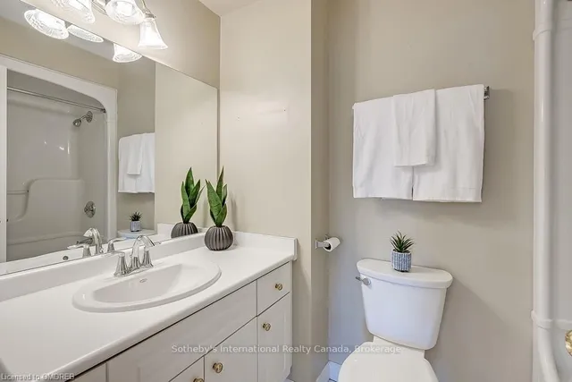 Additional property image - 8 MAIN St Unit 401