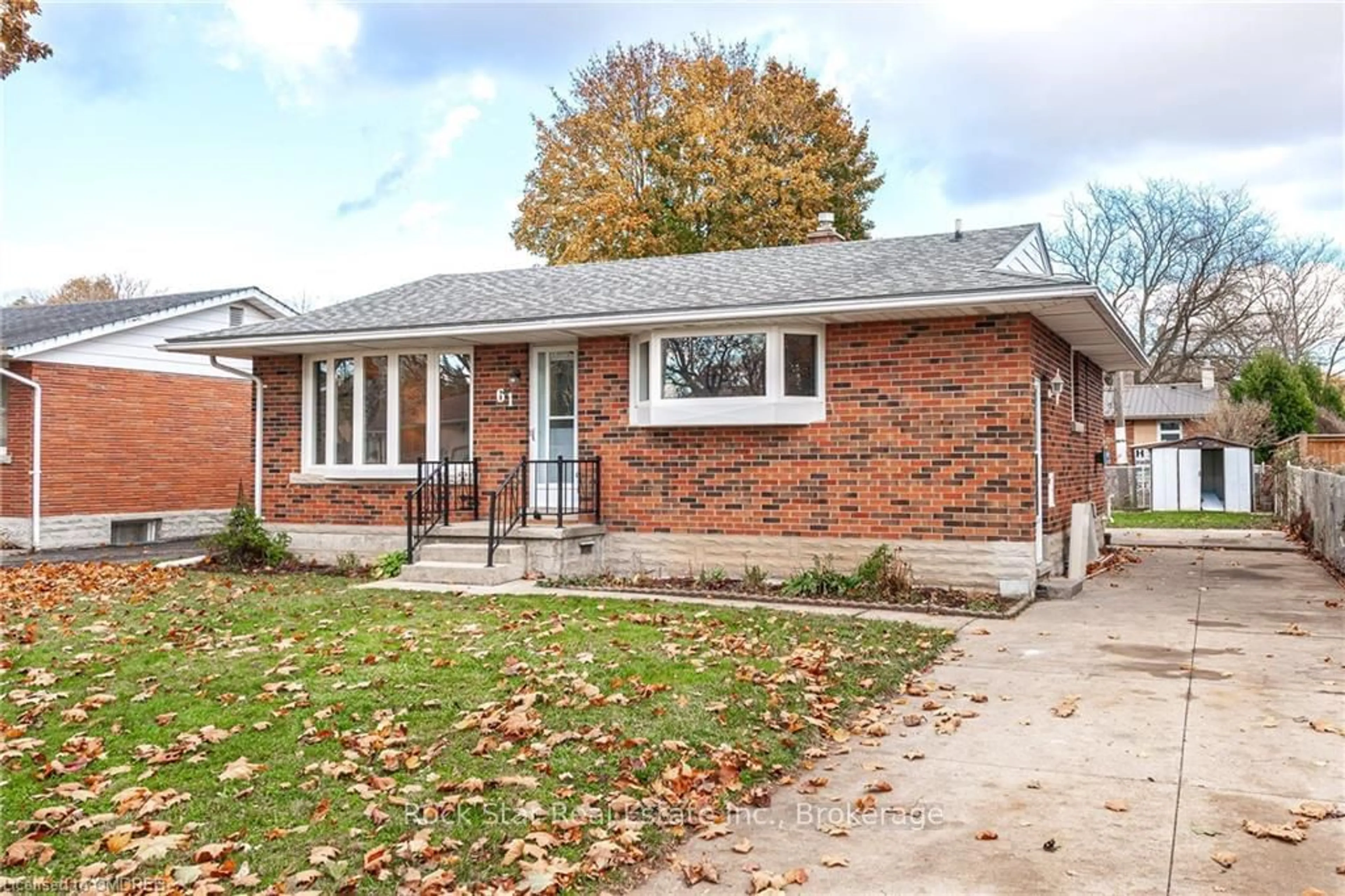 Home with brick exterior material for 61 MCDONALD St, Stratford Ontario N5A 4W4