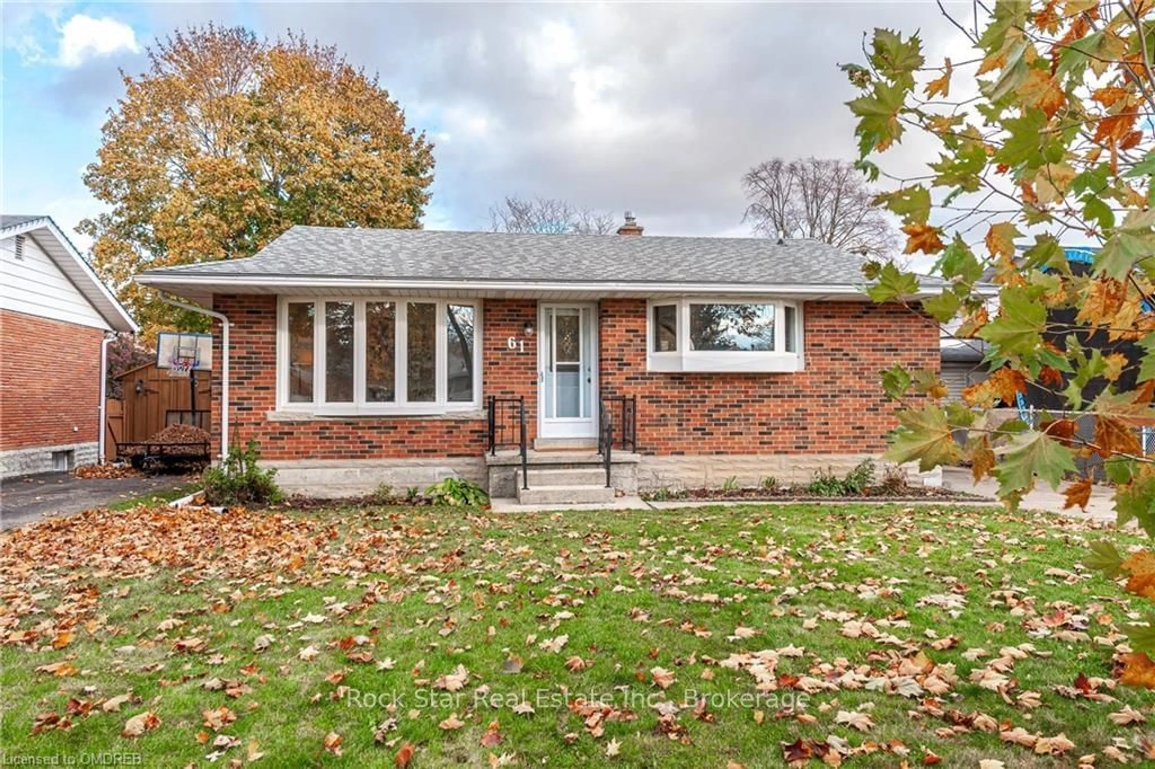 Home with brick exterior material for 61 MCDONALD St, Stratford Ontario N5A 4W4