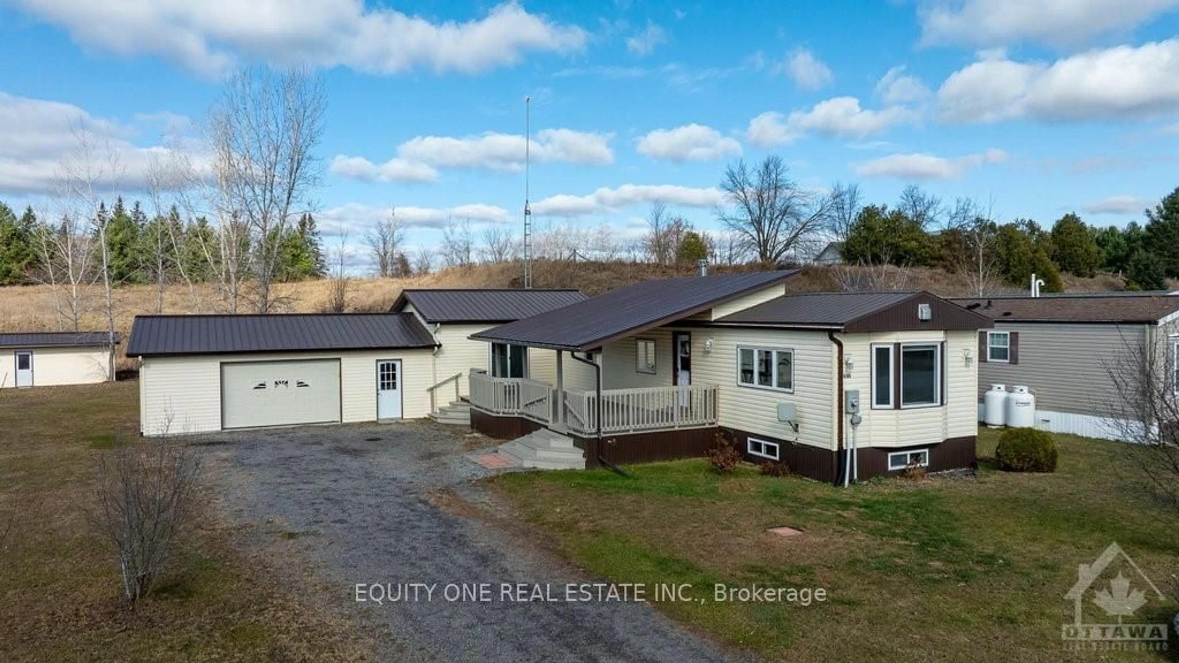 Frontside or backside of a home, the front or back of building for 6705 CHRIS TIERNEY, Greely - Metcalfe - Osgoode - Vernon and Area Ontario K4P 1H4