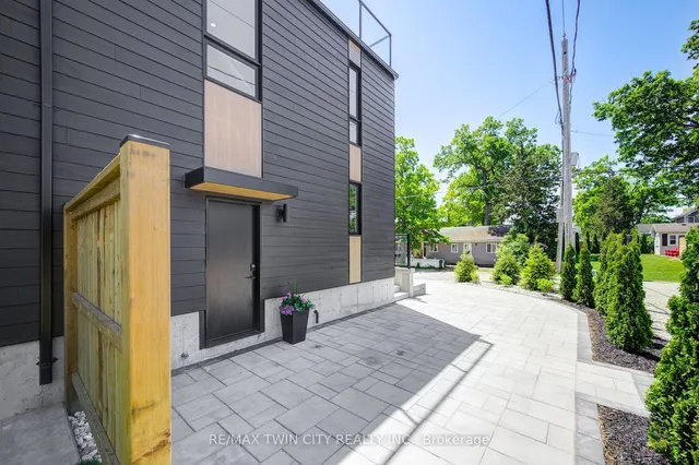 57 Centre St, Lambton Shores 3