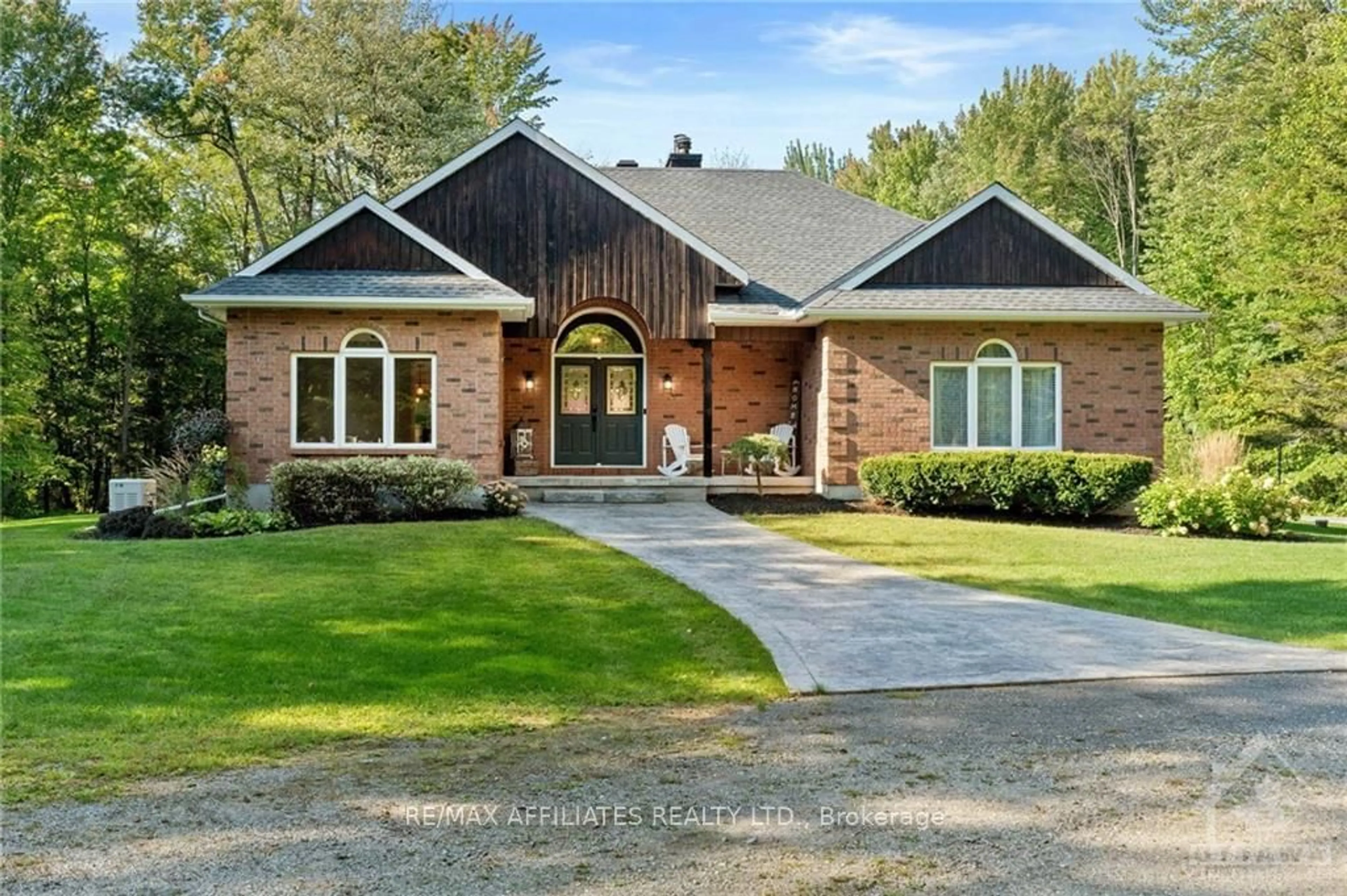 Home with brick exterior material for 5487 CEDAR Dr, Manotick - Kars - Rideau Twp and Area Ontario K4M 1B4