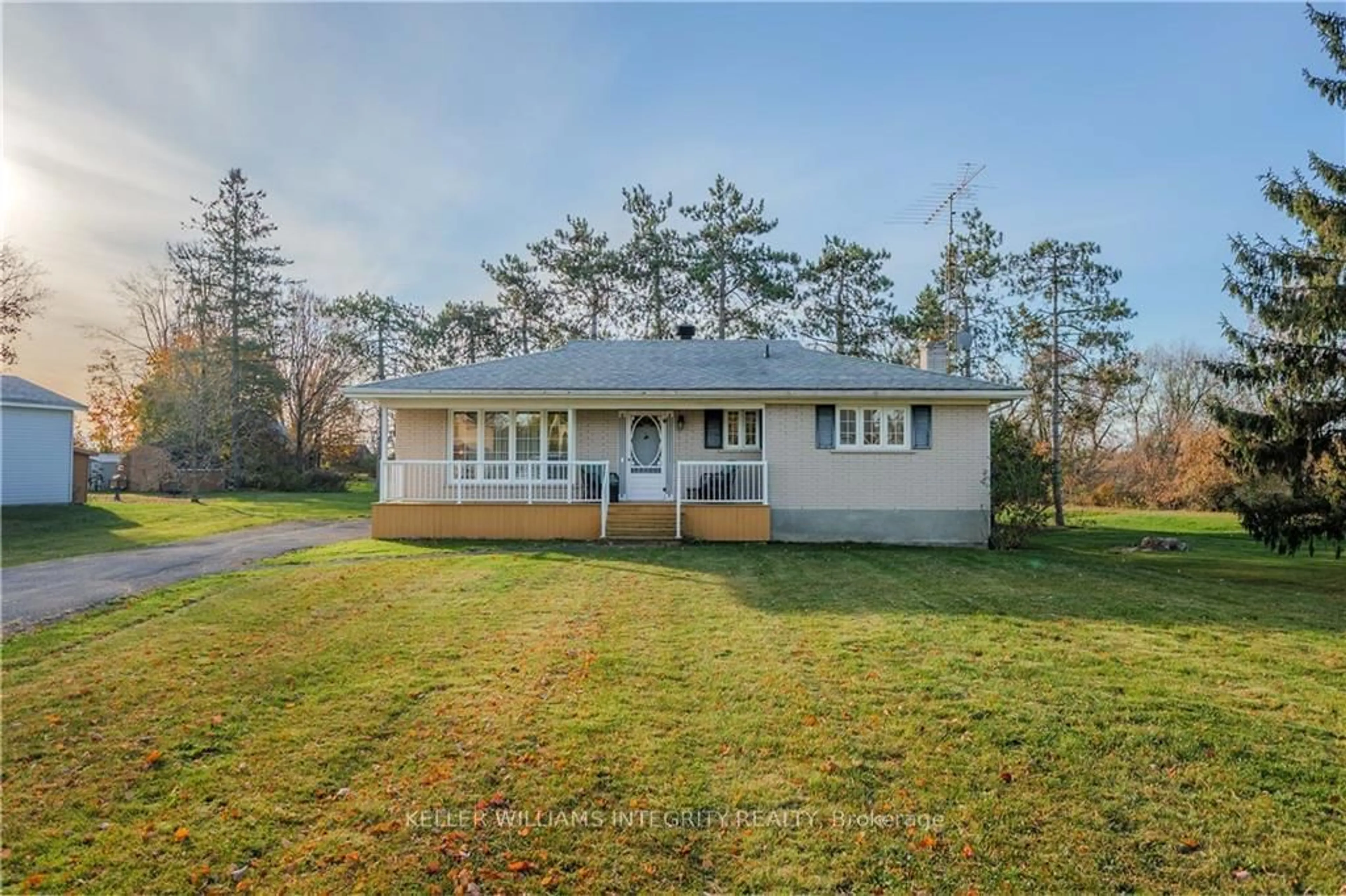 Frontside or backside of a home, cottage for 19732 JOHN St, South Glengarry Ontario K0C 2J0