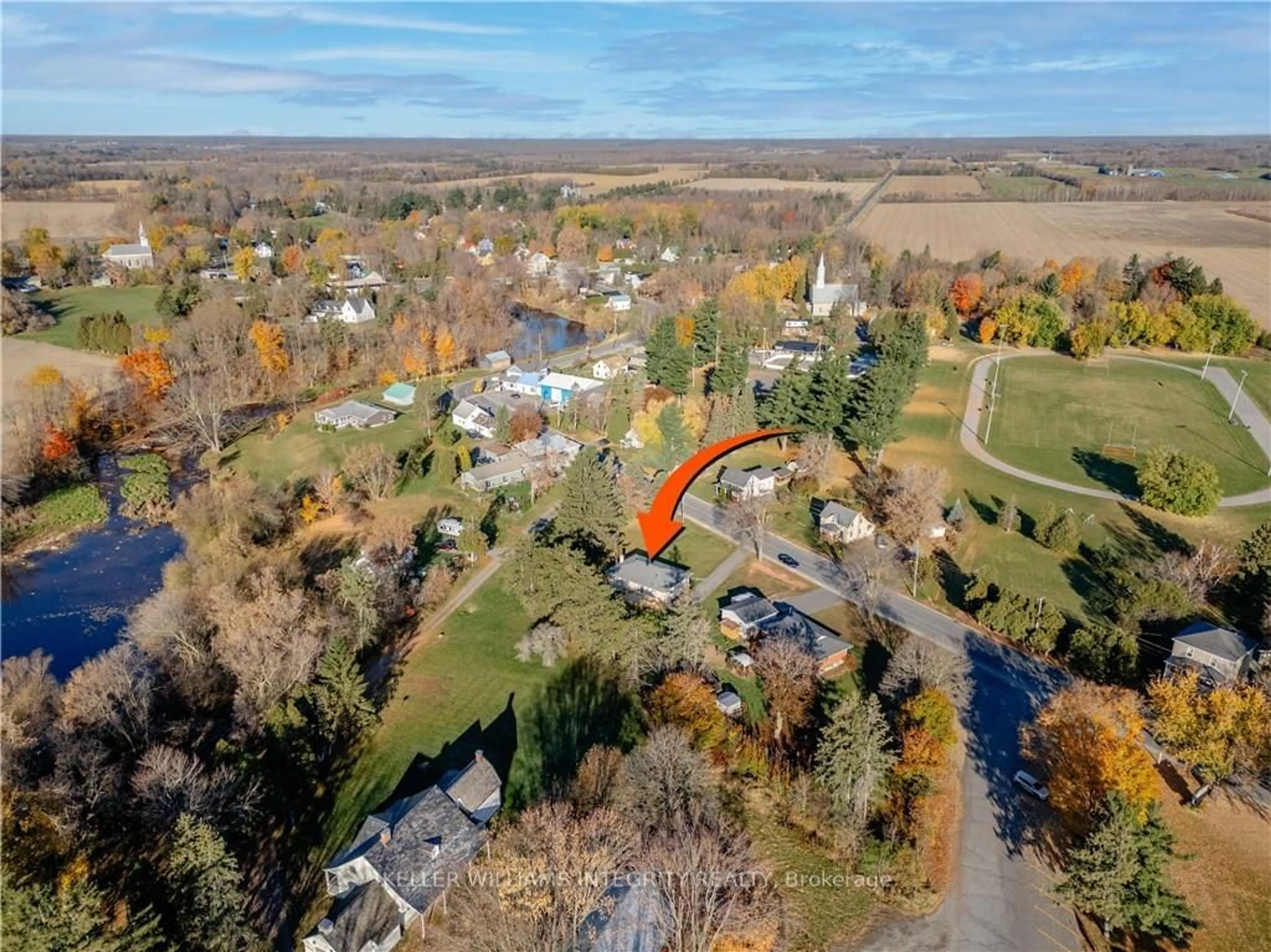 A pic from exterior of the house or condo, the street view for 19732 JOHN St, South Glengarry Ontario K0C 2J0