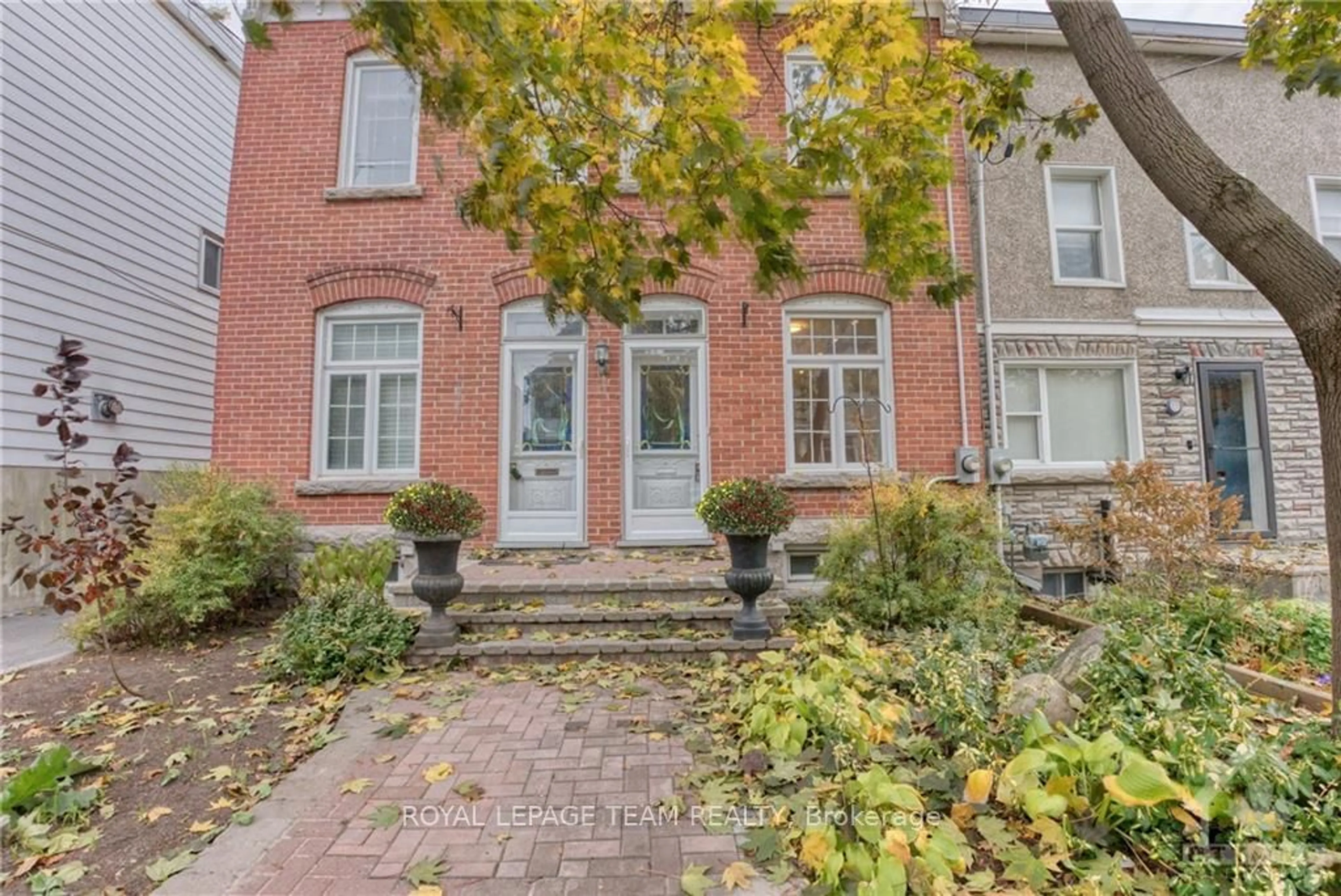 Home with brick exterior material for 87 GUIGUES Ave, Lower Town - Sandy Hill Ontario K1N 5H8