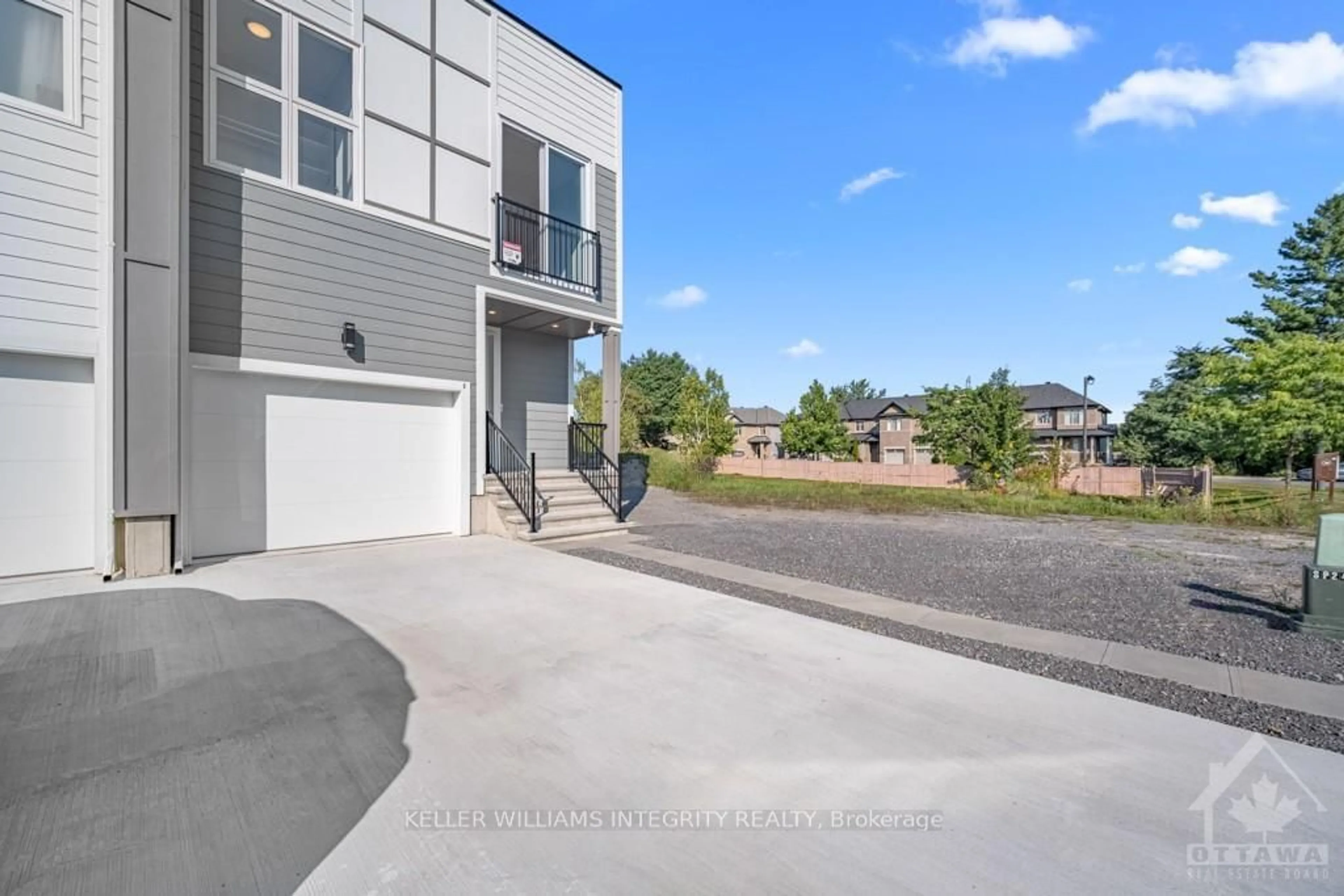 Frontside or backside of a home, the street view for 875 A & CONTOUR St, Orleans - Convent Glen and Area Ontario K1W 0G6