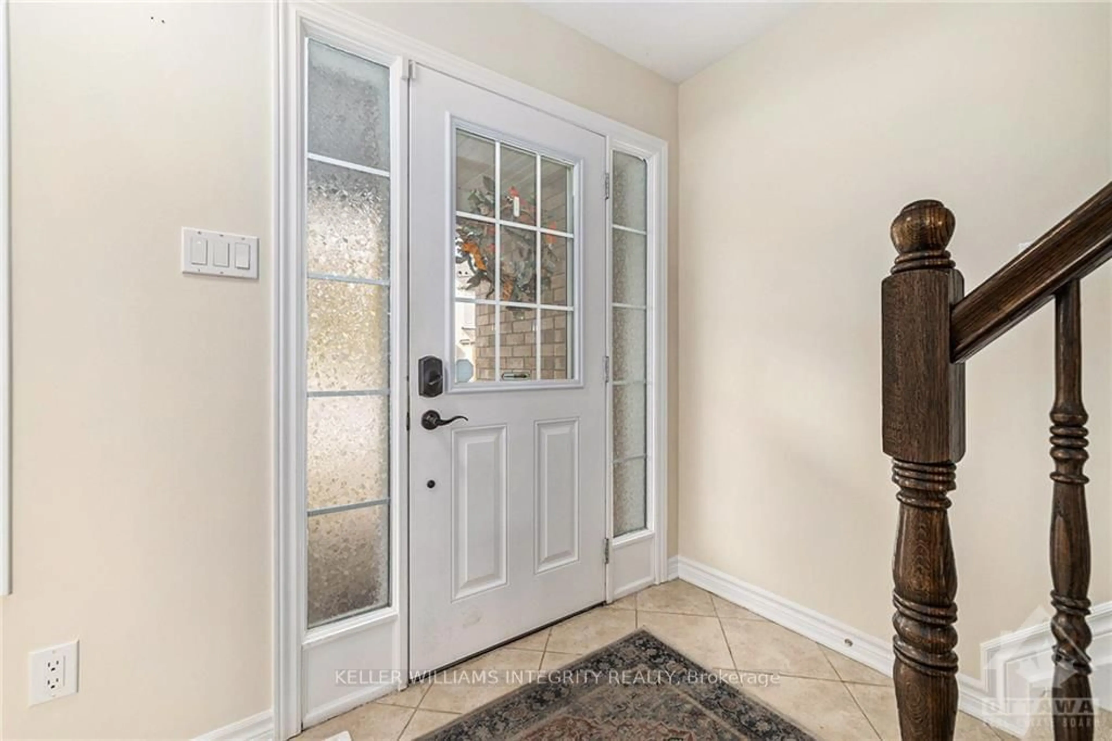 Indoor entryway, wood floors for 311 GALLANTRY Way, Stittsville - Munster - Richmond Ontario K2S 0P8