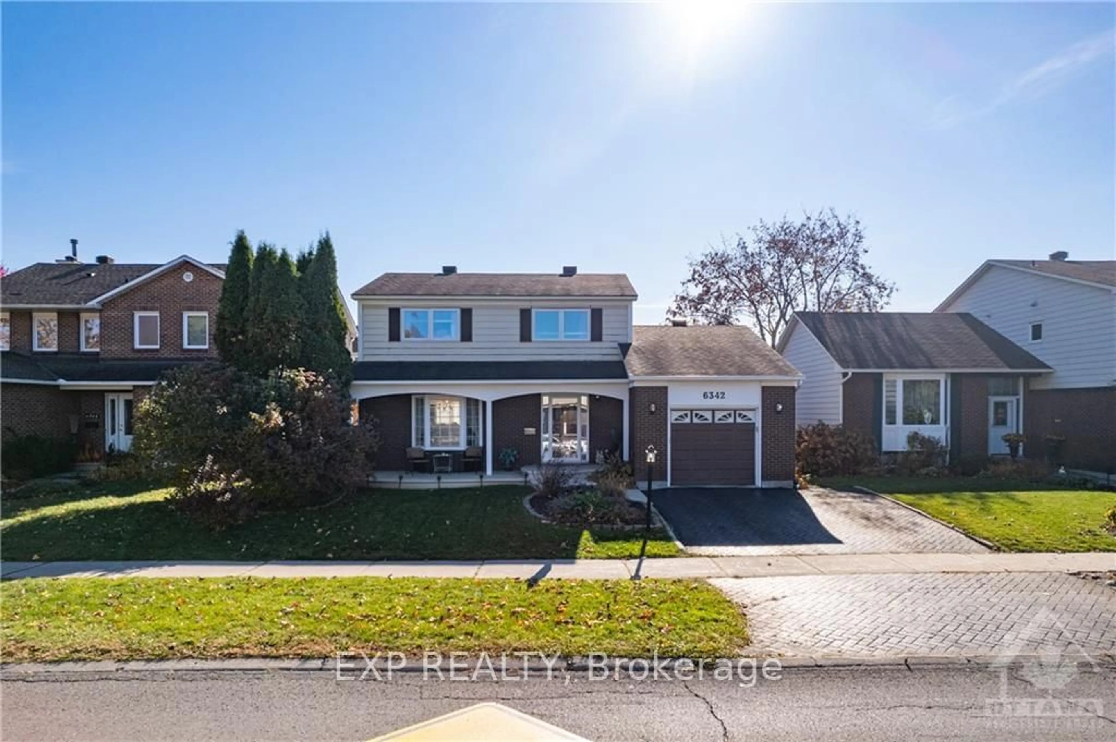 Frontside or backside of a home, the street view for 6342 VISENEAU Dr, Orleans - Convent Glen and Area Ontario K1C 2L4