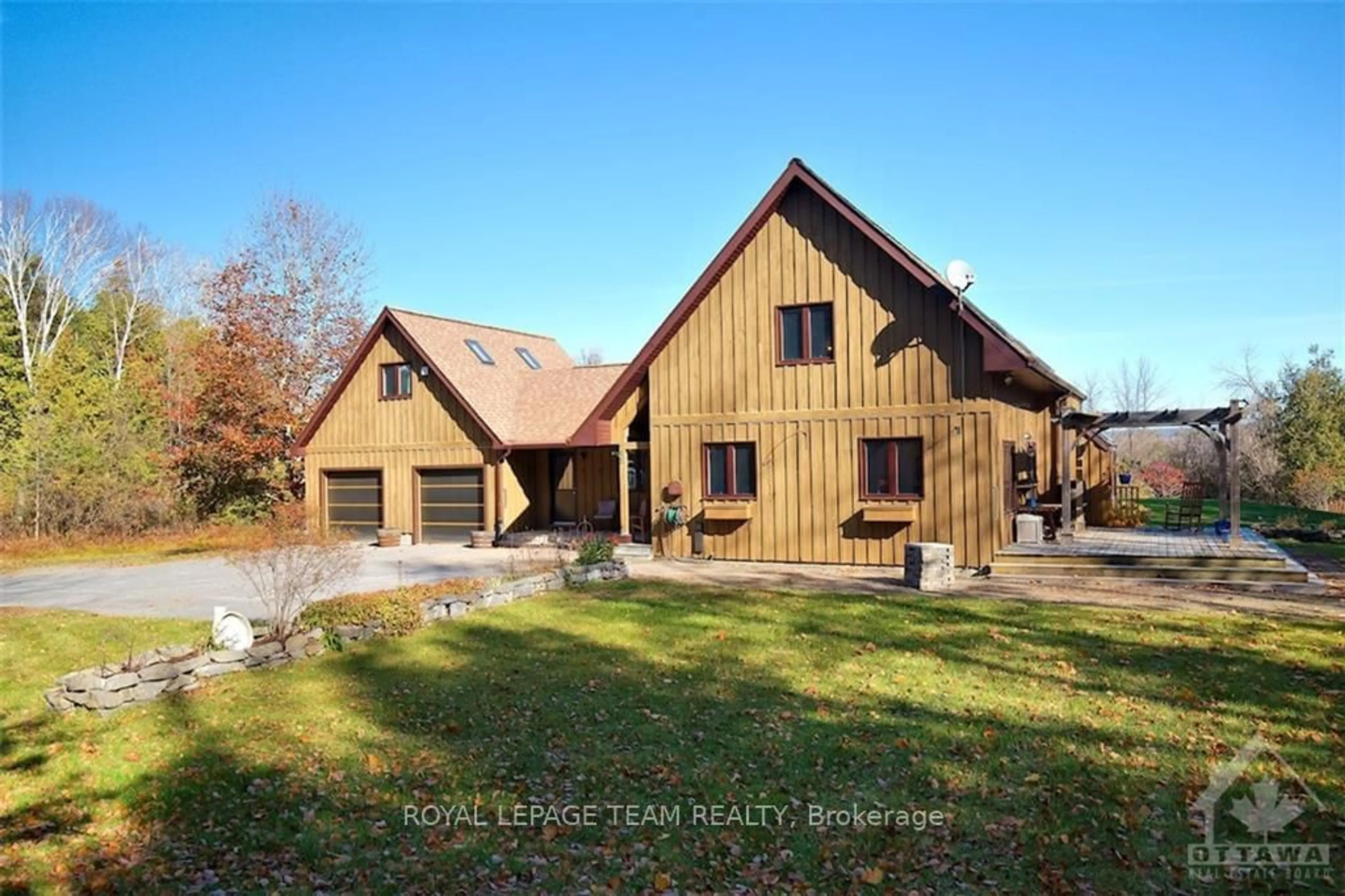 Frontside or backside of a home, cottage for 4883 TORBOLTON RIDGE Rd, Constance Bay - Dunrobin - Kilmaurs - Woodlawn Ontario K0A 3M0