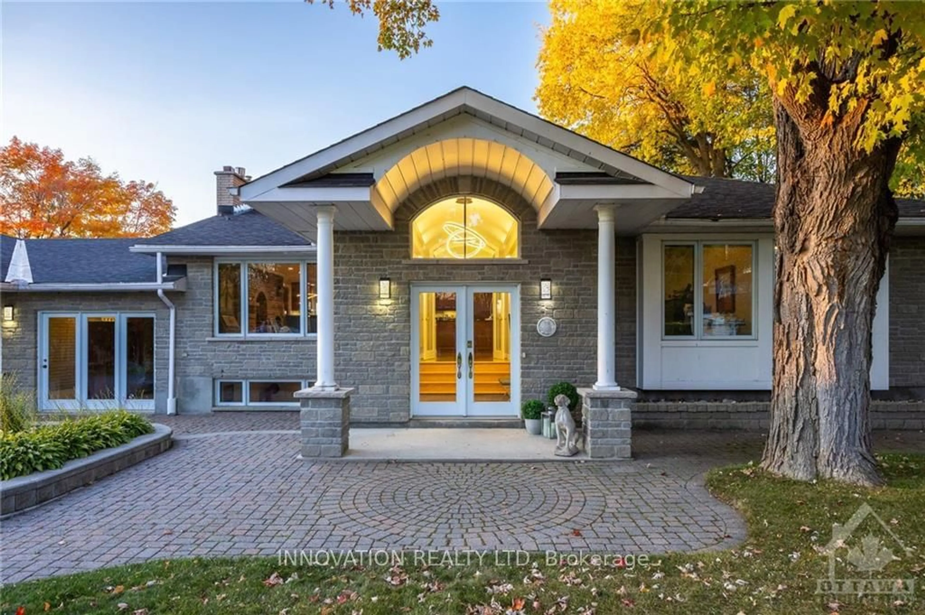 Home with brick exterior material for 1104 BOUCHER Cres, Manotick - Kars - Rideau Twp and Area Ontario K4M 1B3