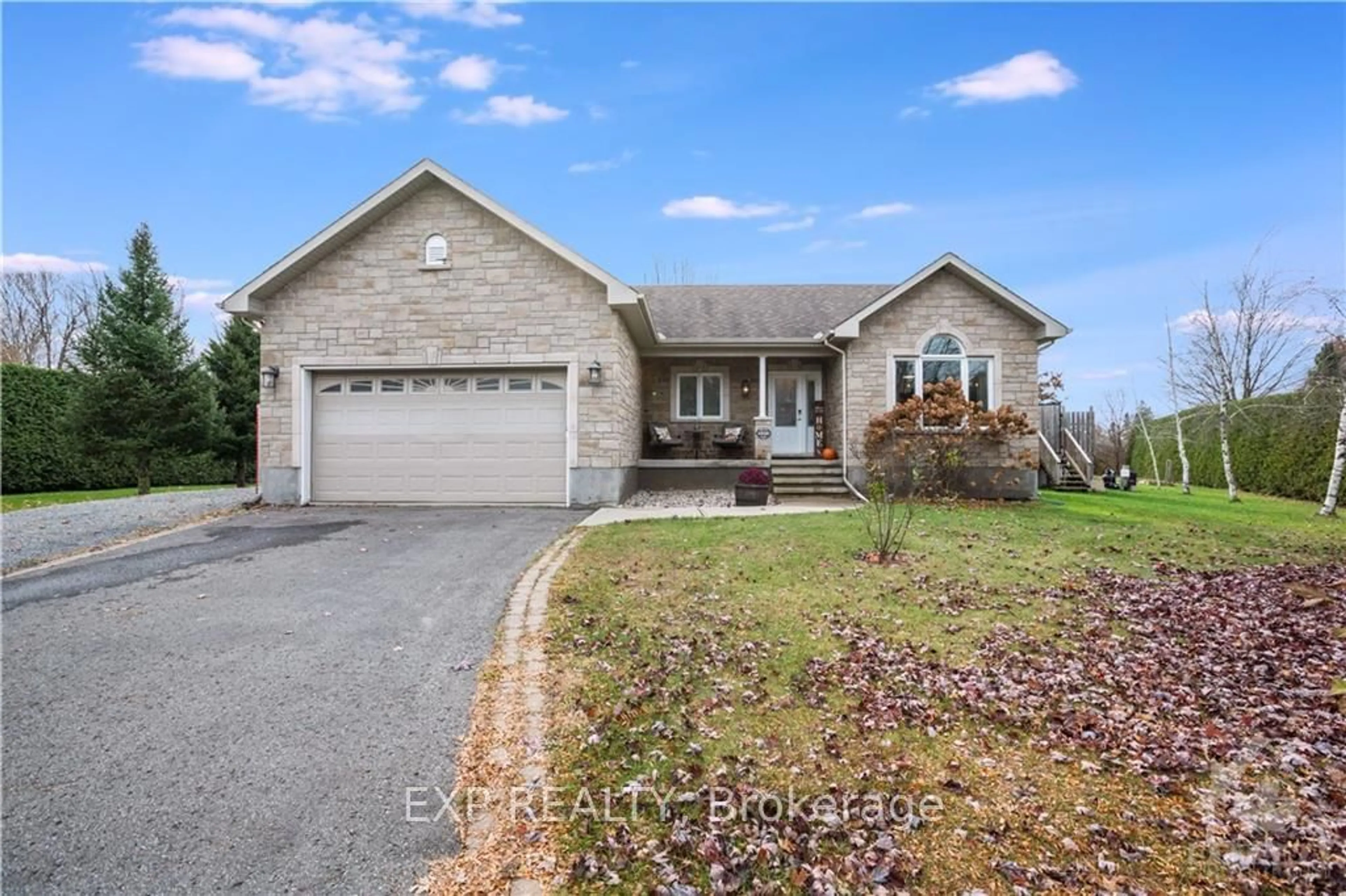 Frontside or backside of a home, cottage for 1920 ROLLIN Pl, Orleans - Cumberland and Area Ontario K0A 3H0