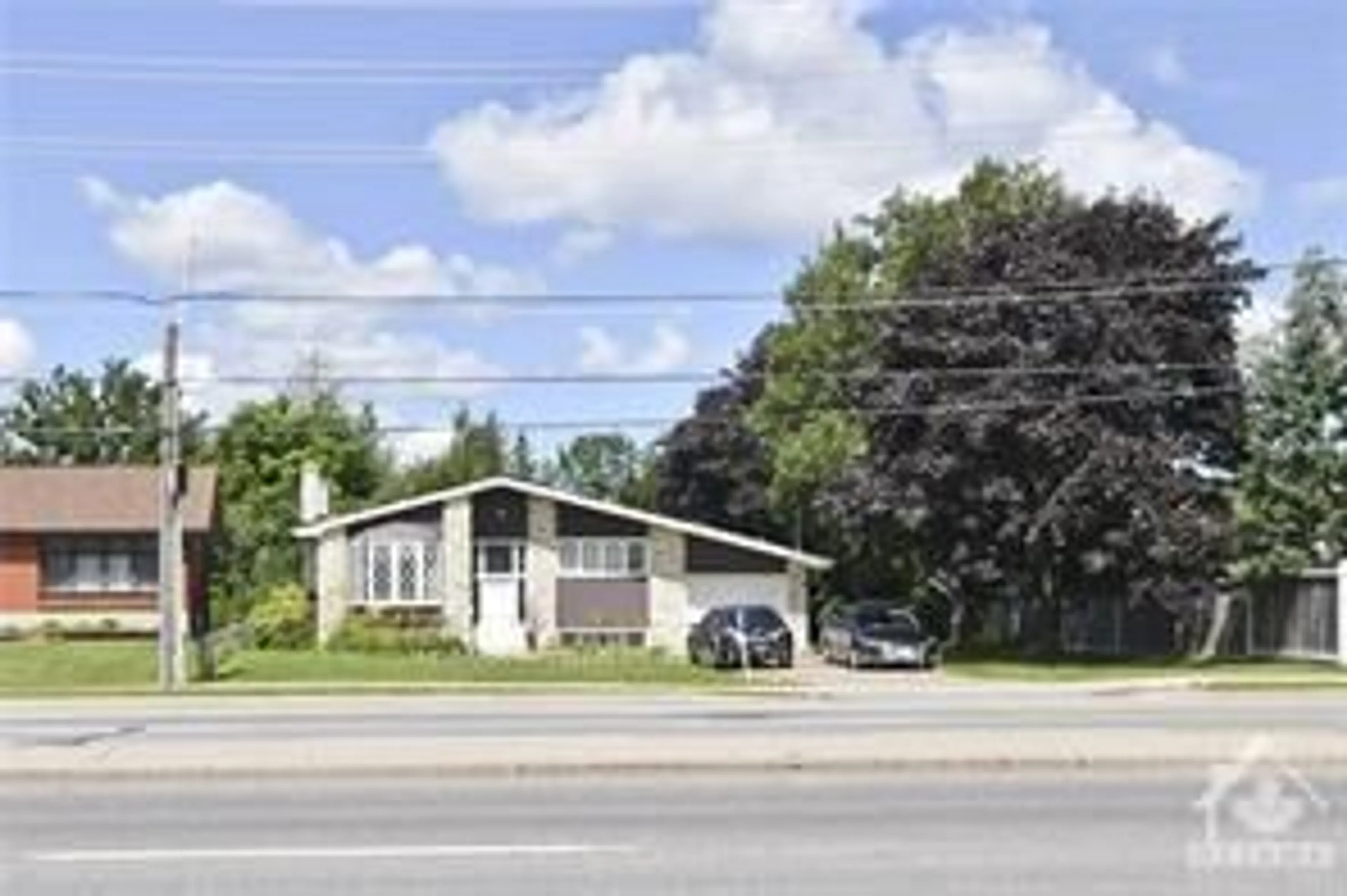 A pic from exterior of the house or condo, the street view for 4347 INNES Rd, Orleans - Cumberland and Area Ontario K1C 1T1