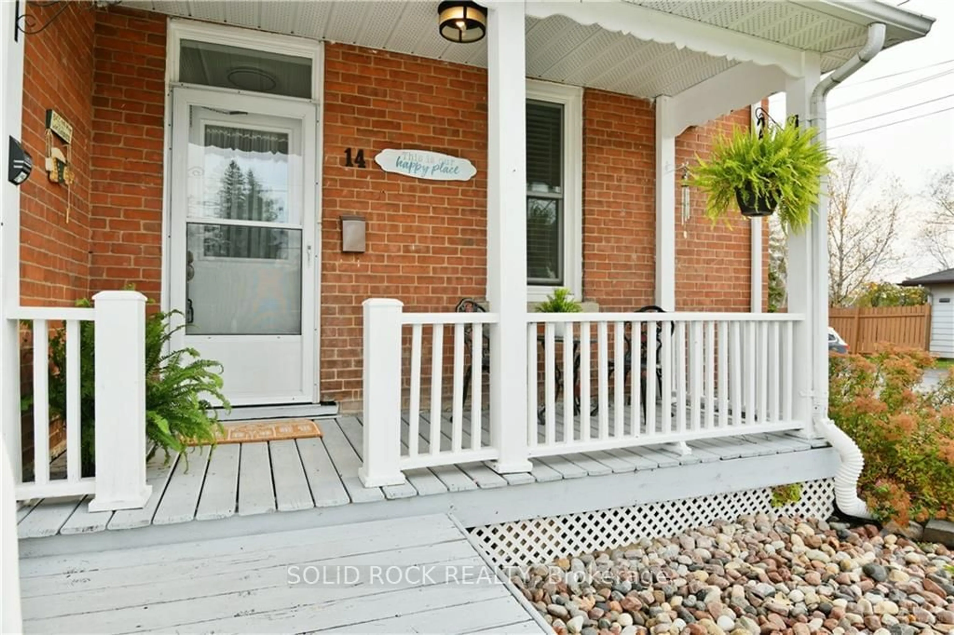 Indoor entryway, wood floors for 14 CHARLES St, Arnprior Ontario K7S 1A7