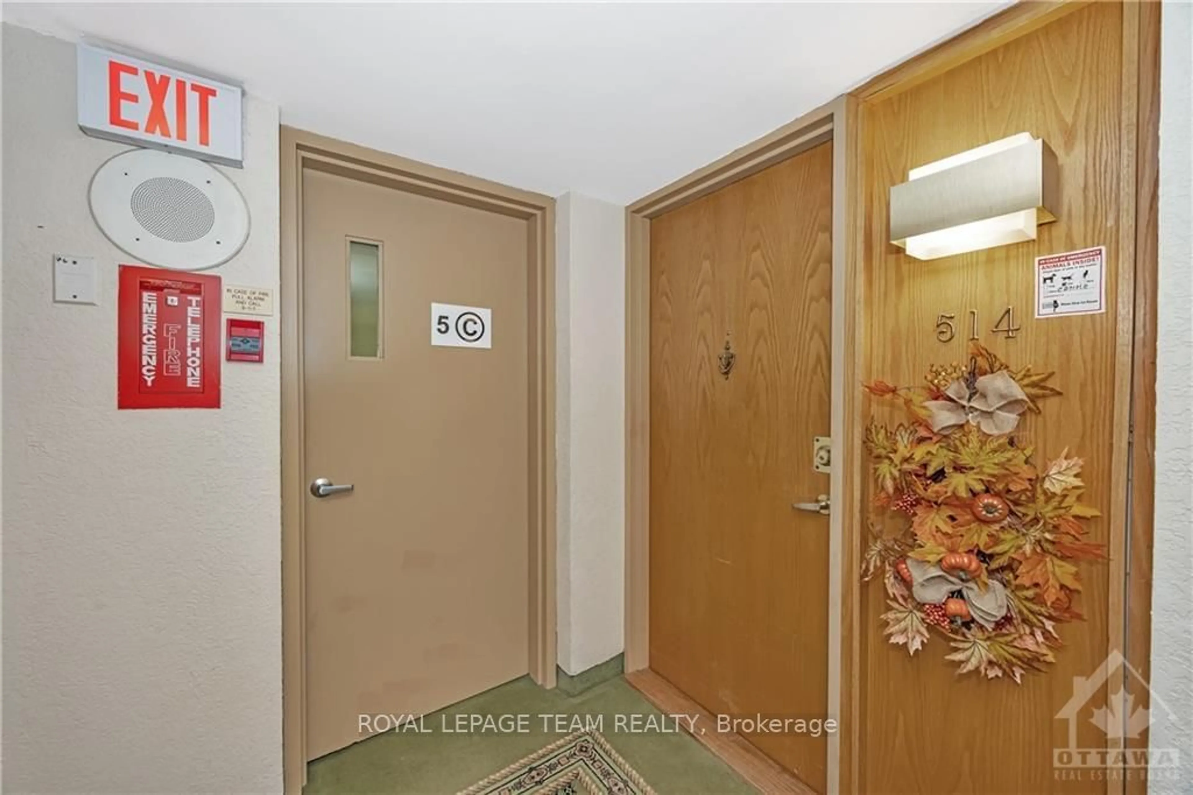 Indoor foyer, unknown floor for 2871 RICHMOND Rd #514, Britannia Heights - Queensway Terrace N and Area Ontario K2B 8M5