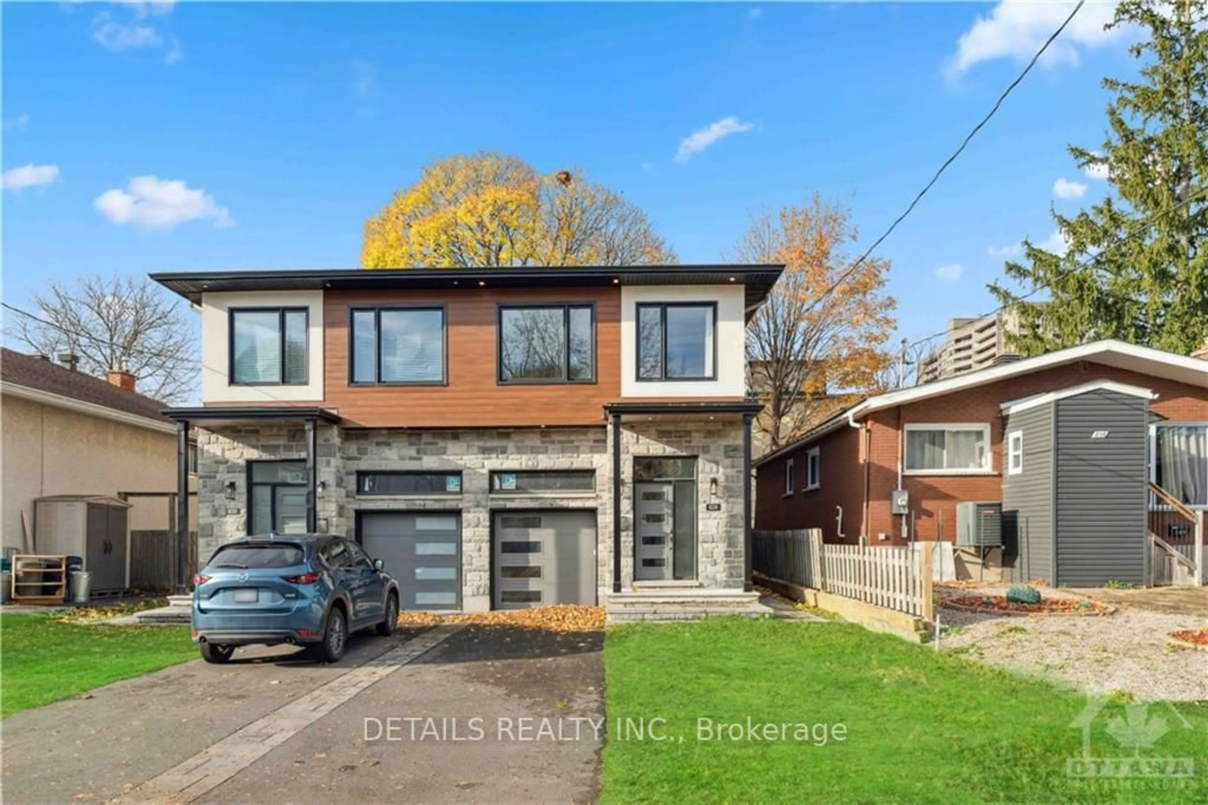 Frontside or backside of a home, the street view for 828 MAPLEWOOD Ave, Britannia Heights - Queensway Terrace N and Area Ontario K2B 5V5