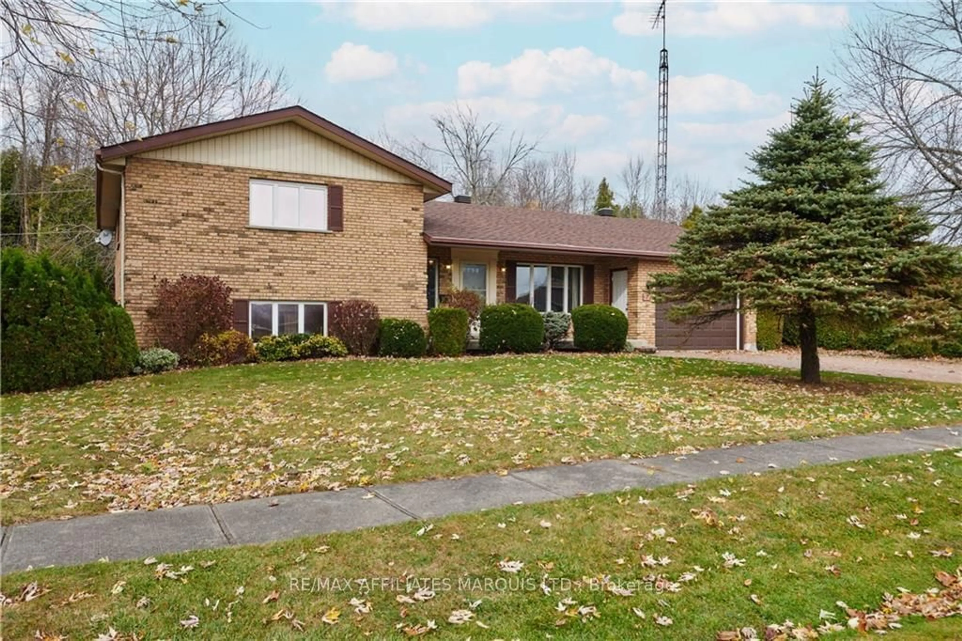 Frontside or backside of a home, the street view for 27 HOOPLE St, South Stormont Ontario K0C 1M0