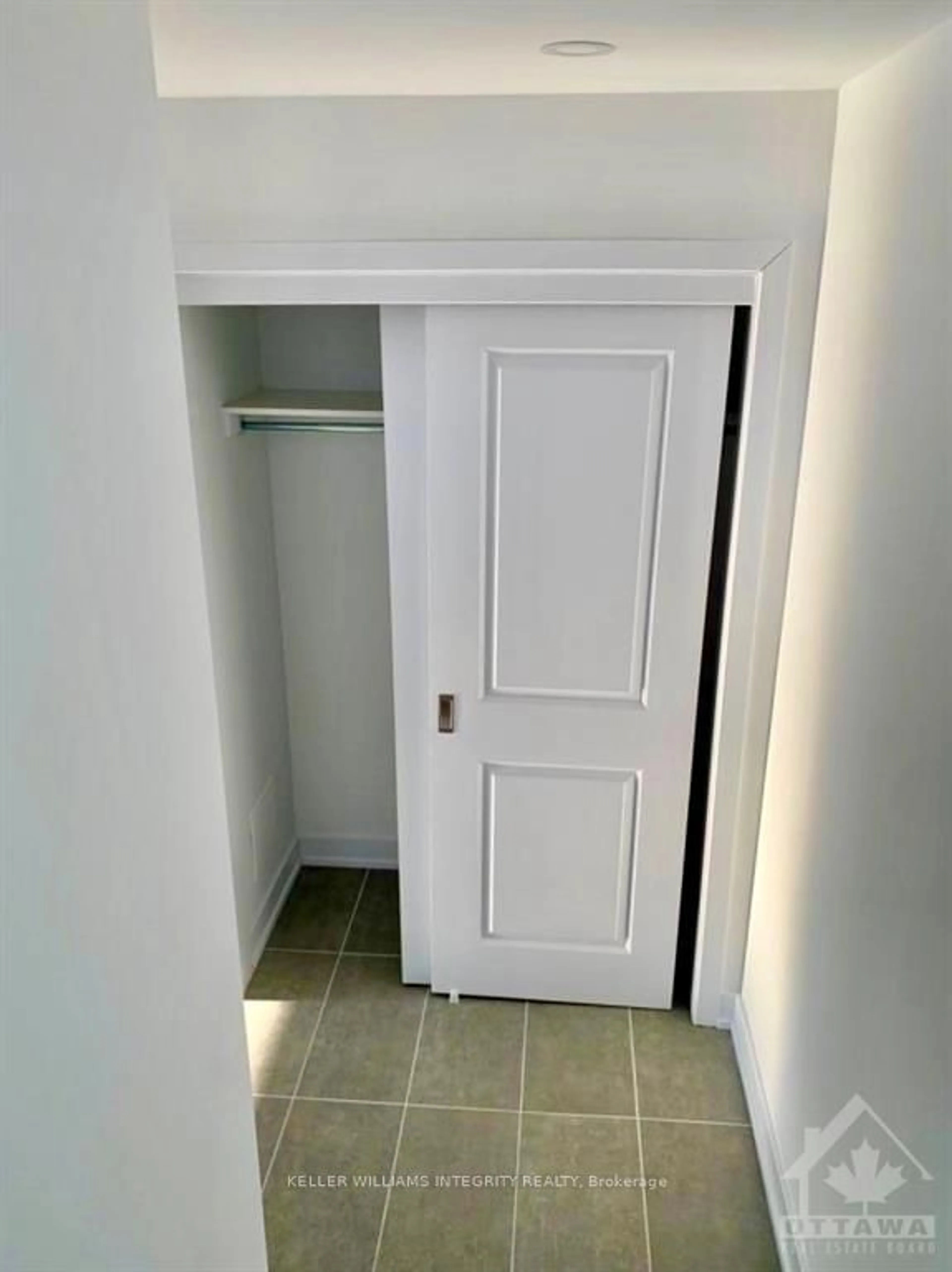 Storage room or clothes room or walk-in closet for 35 OVERBERG Way #D, Kanata Ontario K2S 0W1