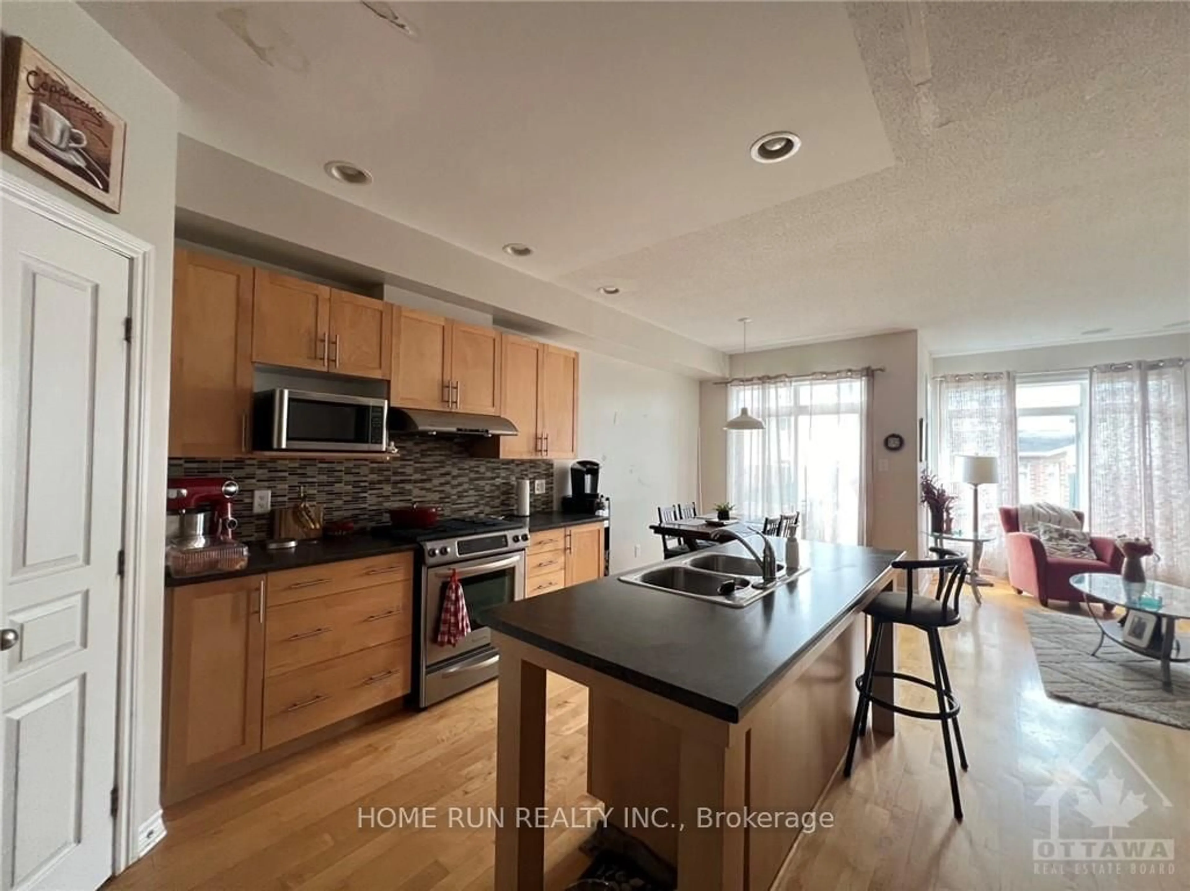 Open concept kitchen for 564 REMNOR Ave, Kanata Ontario K2T 0A5