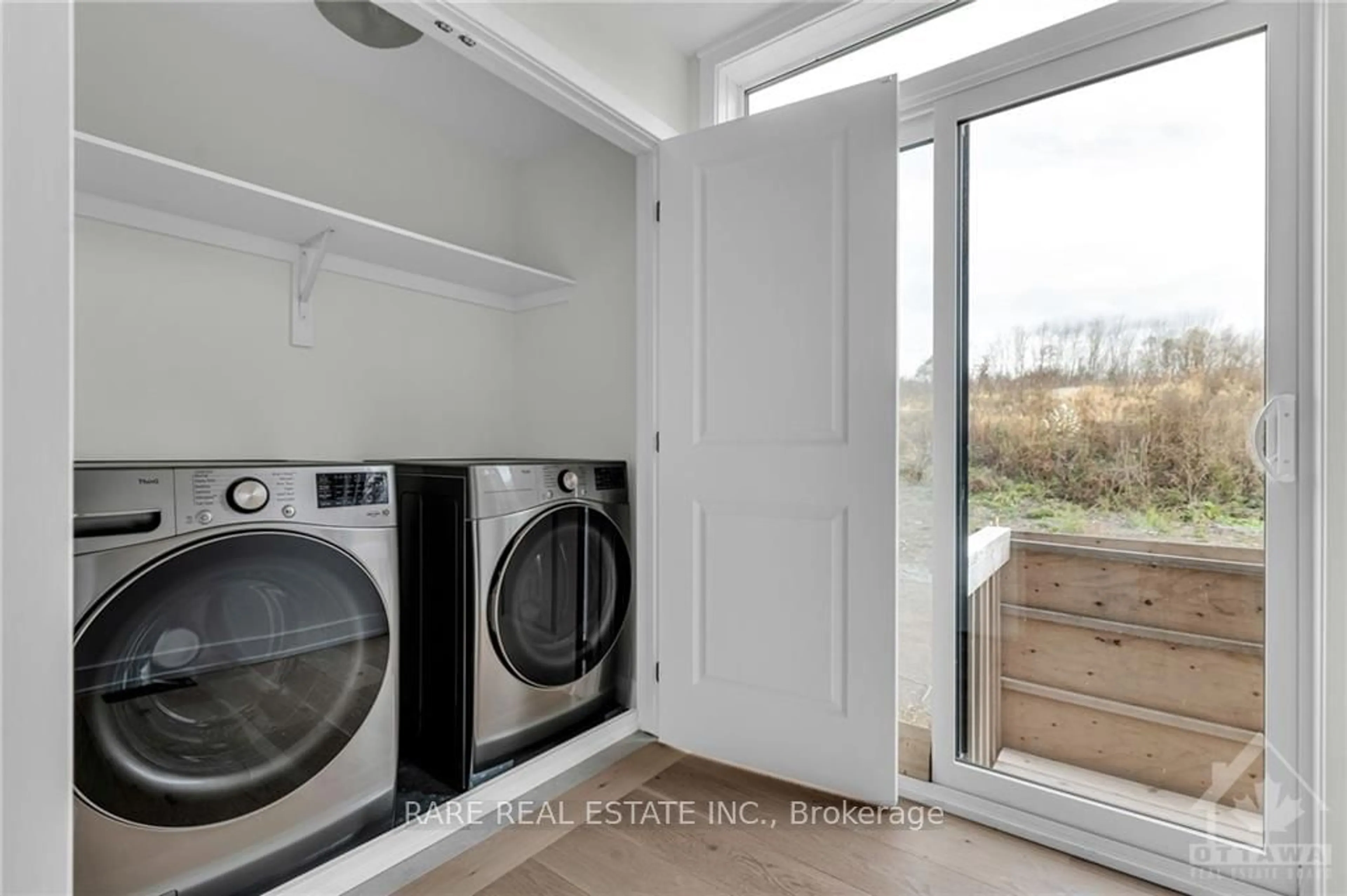 Laundry room for 609 KNOTRIDGE St, Orleans - Convent Glen and Area Ontario K1W 0C7