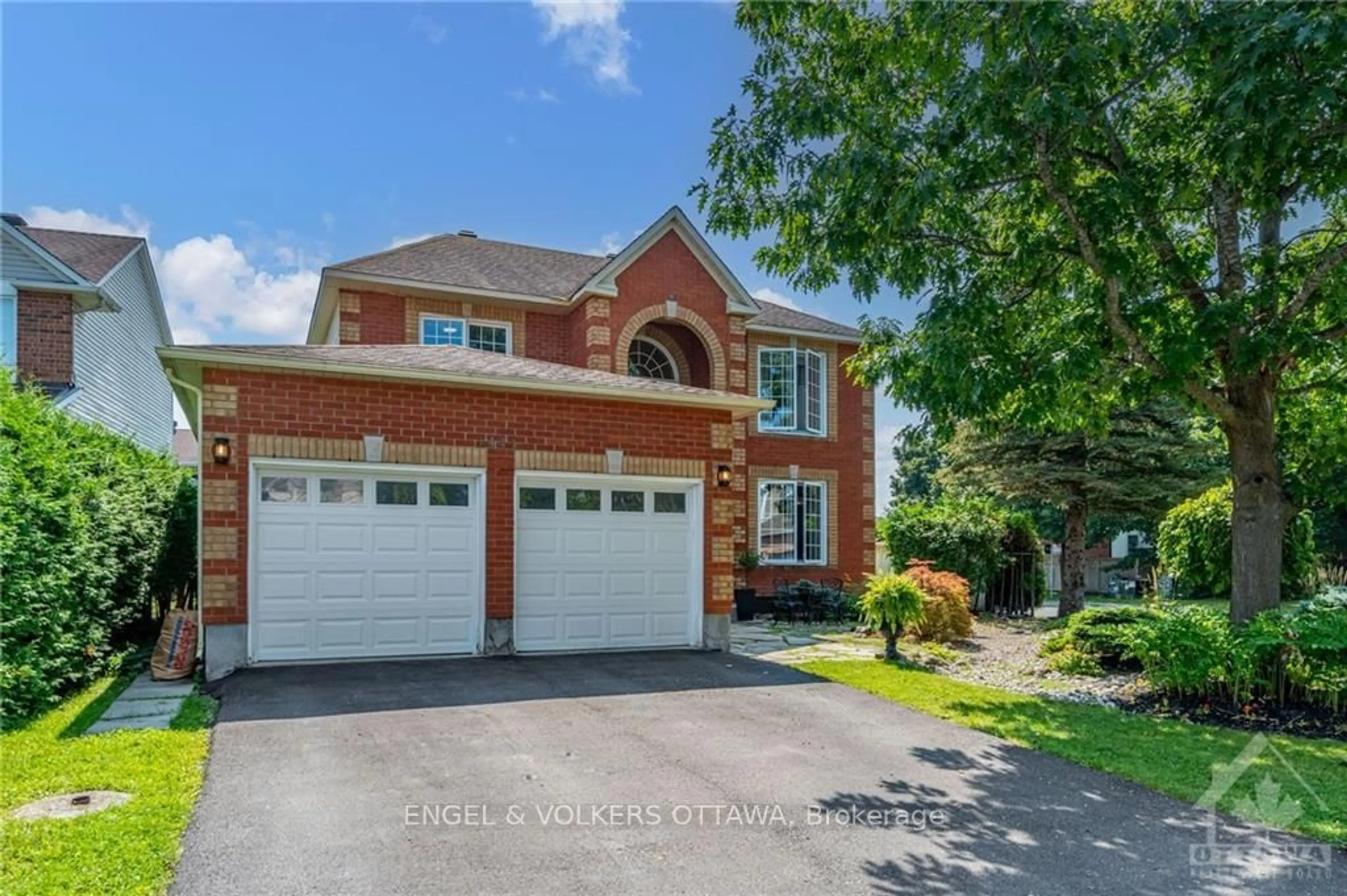 Frontside or backside of a home, the street view for 1441 TALCY Cres, Orleans - Cumberland and Area Ontario K4A 3C7