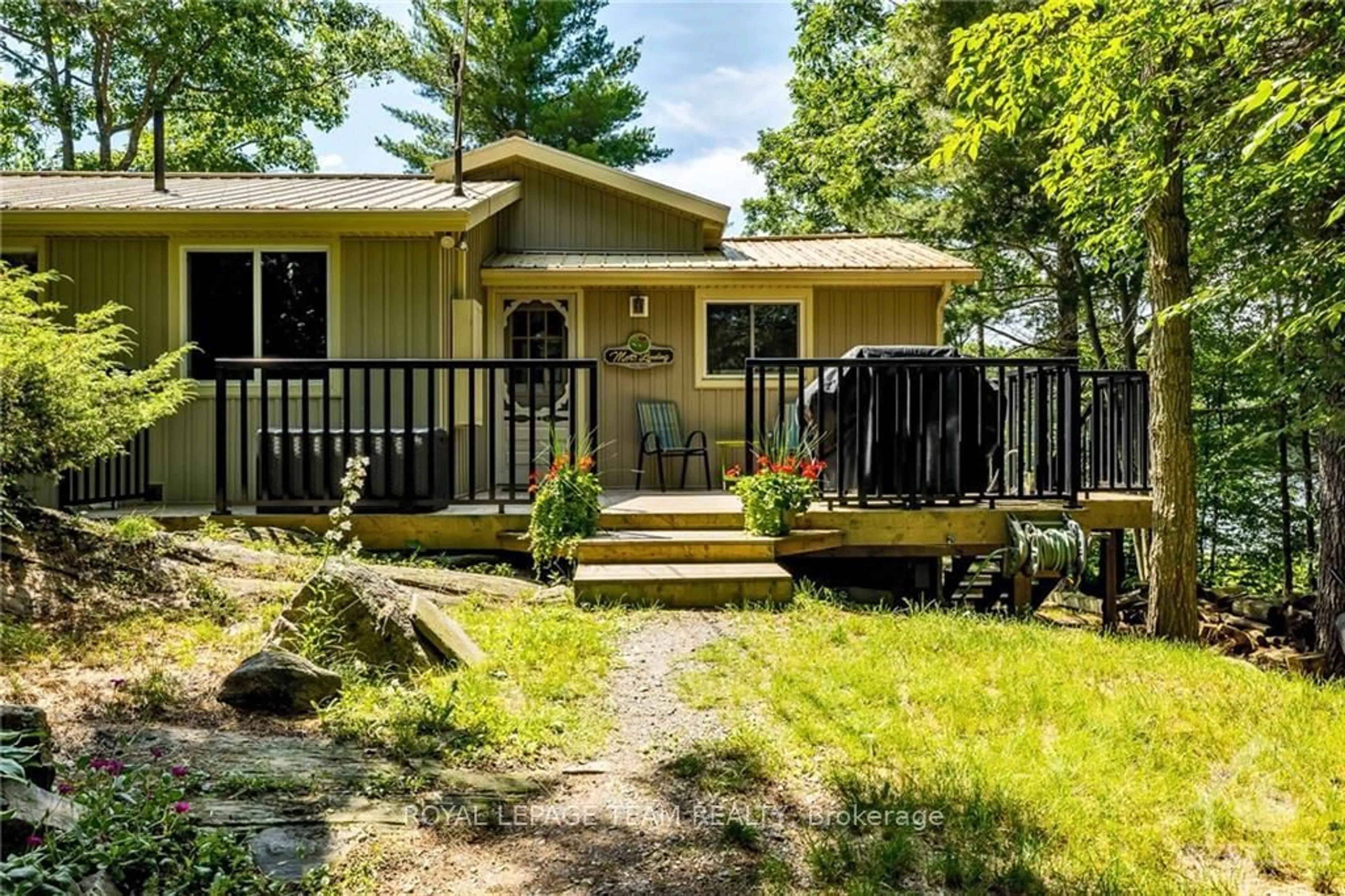 Patio, cottage for 1040 TURNER Way, Central Frontenac Ontario K0H 1B0