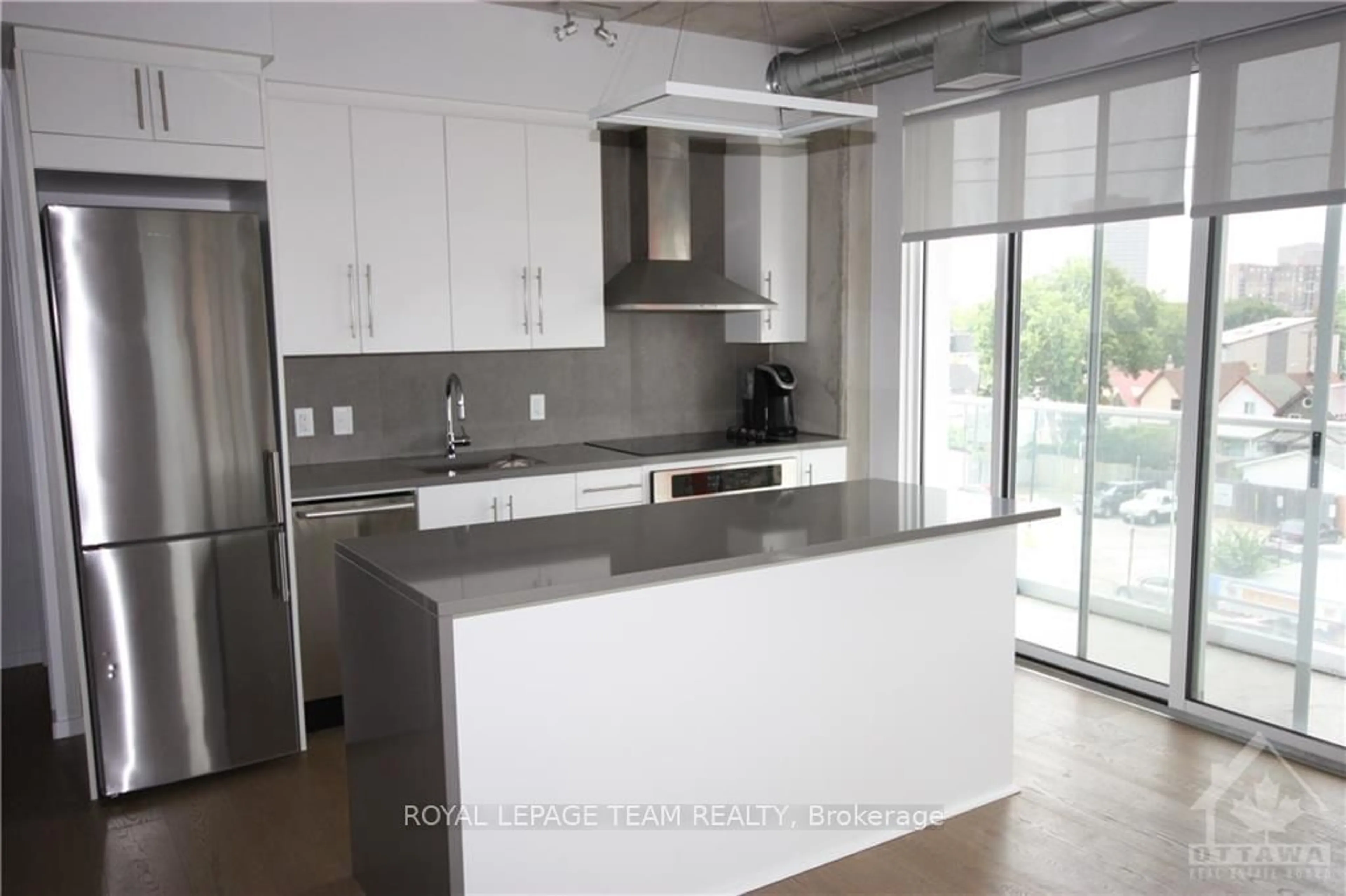 Open concept kitchen for 1000 WELLINGTON St #407, West Centre Town Ontario K1Y 2X9