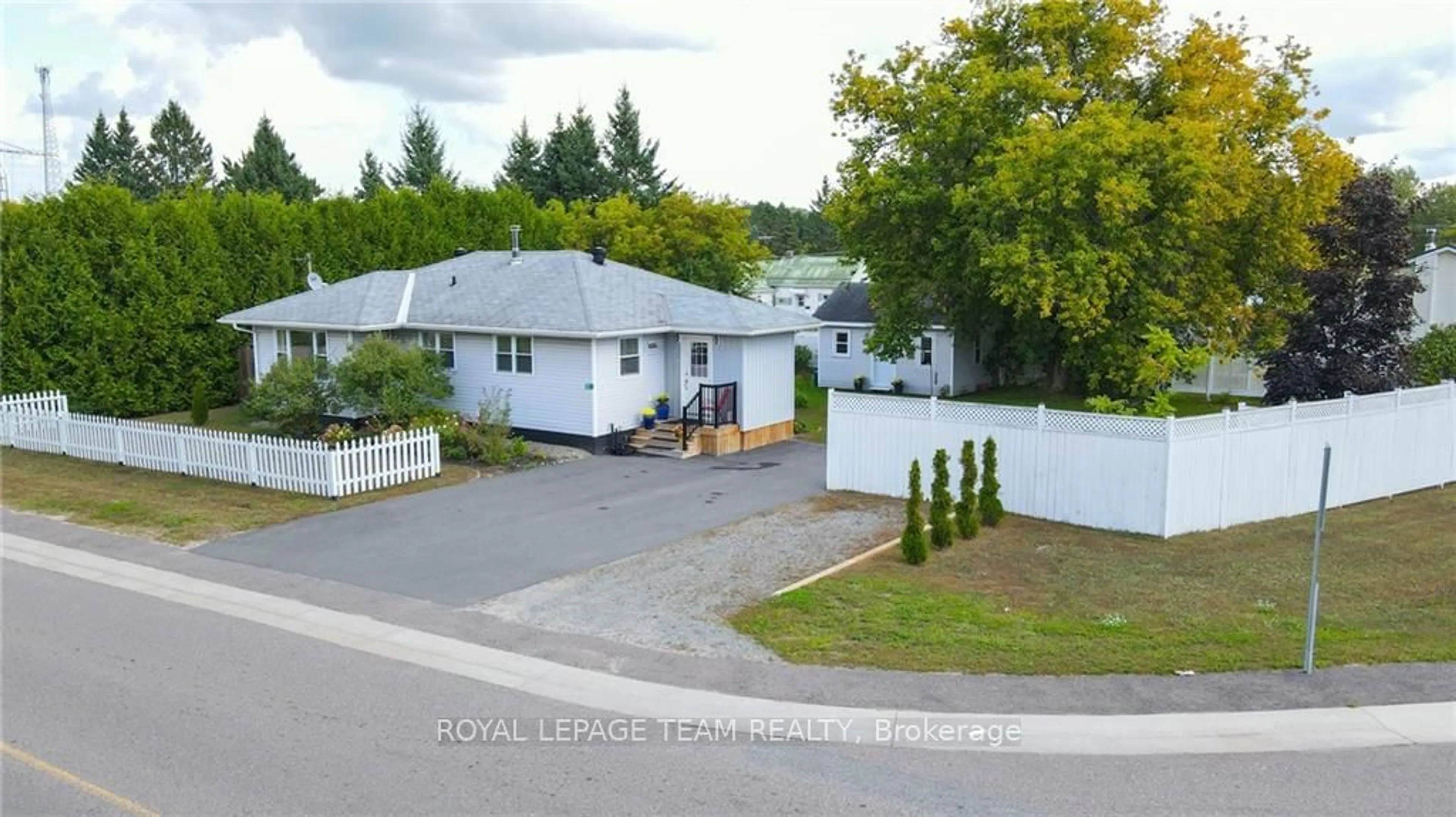 Frontside or backside of a home, the street view for 52 PAUGH LAKE Rd, Madawaska Valley Ontario K0J 1B0