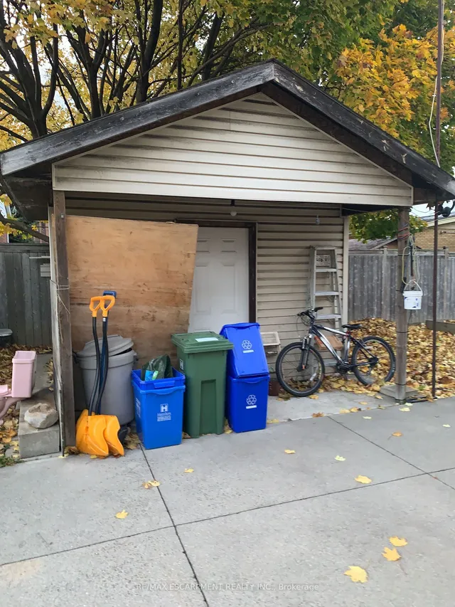 Additional property image - 152 West 4th St