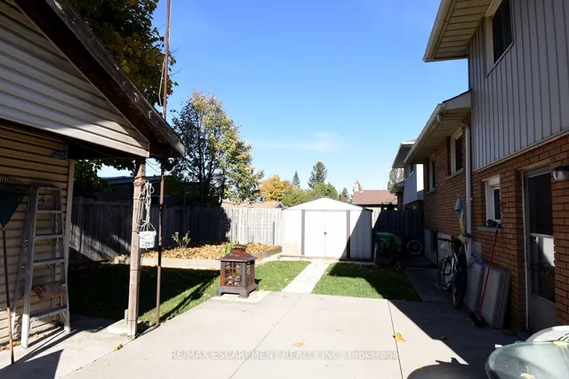 Additional property image - 152 West 4th St