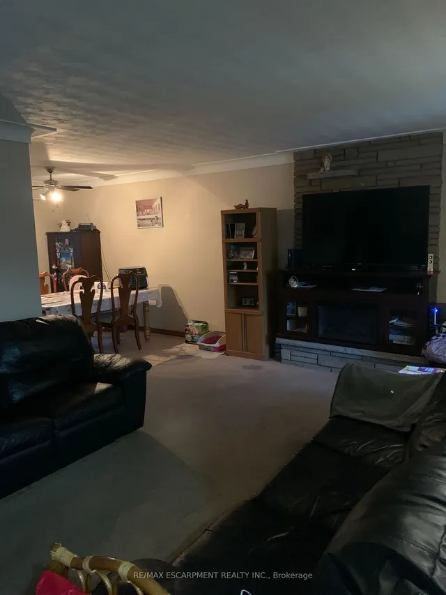 Additional property image - 152 West 4th St