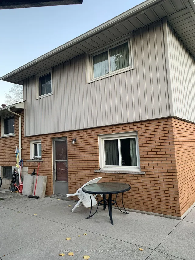 Additional property image - 152 West 4th St