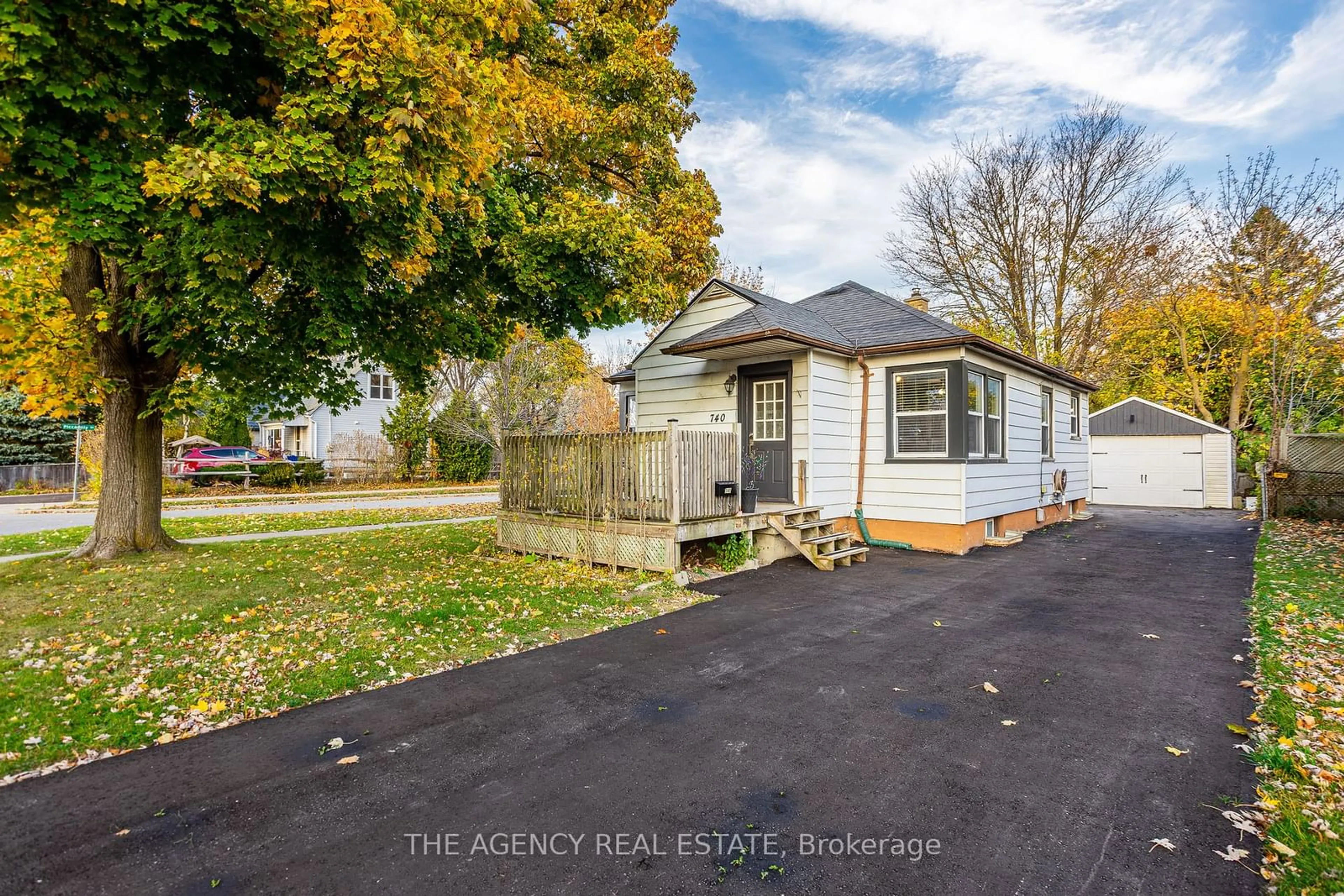 Frontside or backside of a home, the fenced backyard for 740 Glasgow St, London Ontario N5Y 1V7