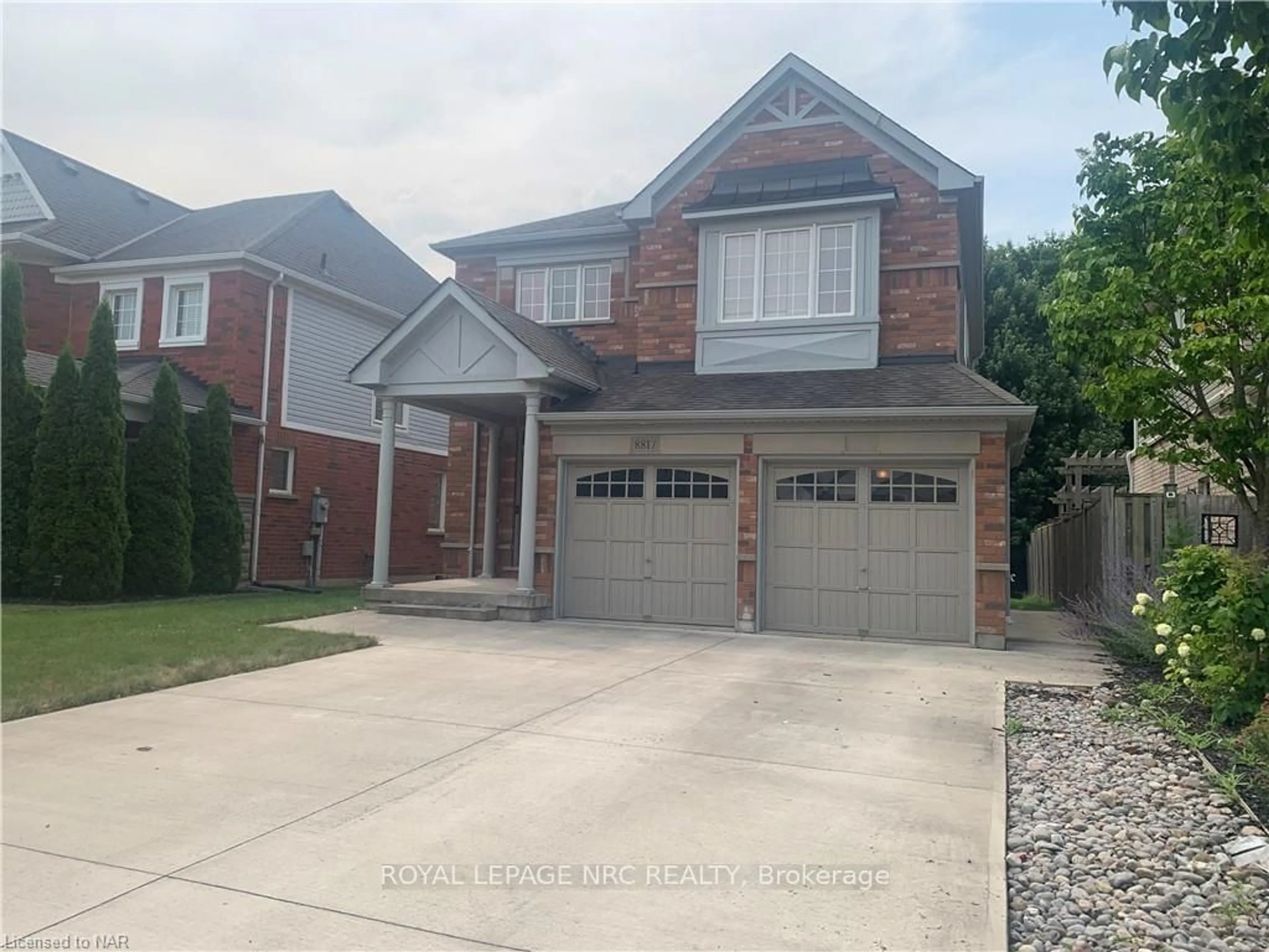 Frontside or backside of a home, the street view for 8817 KUDLAC St, Niagara Falls Ontario L2H 0C5