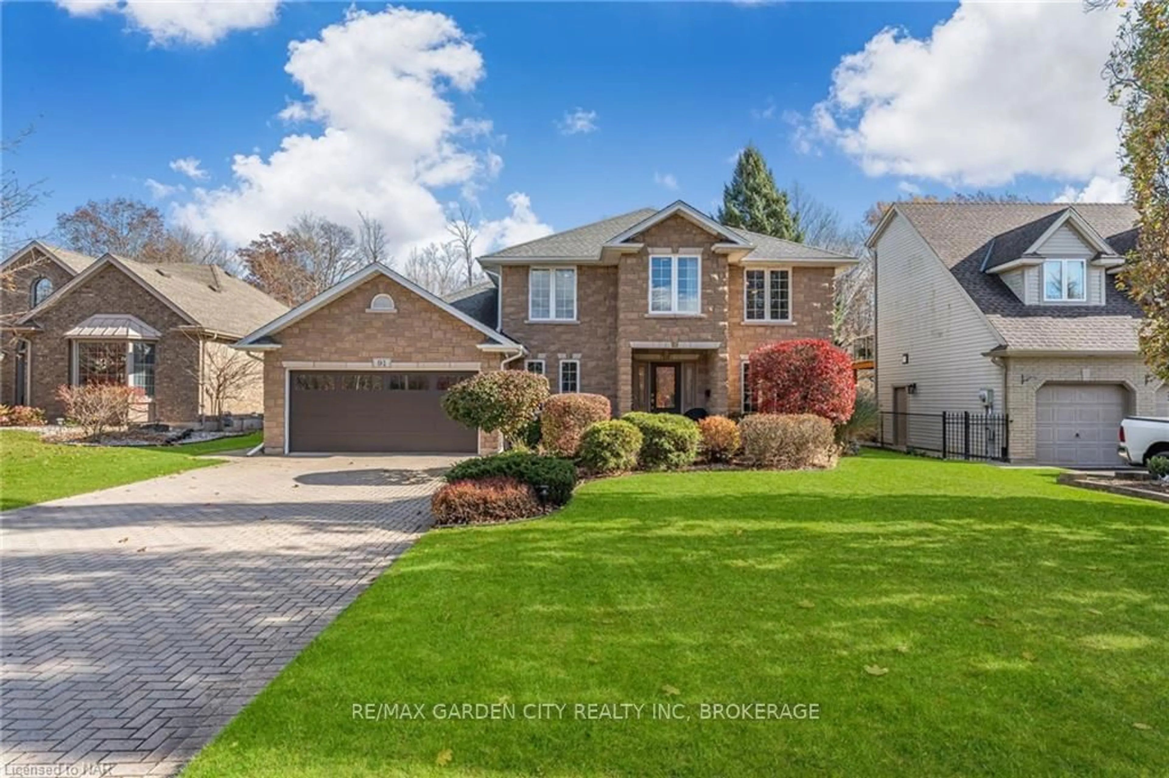 Frontside or backside of a home, the street view for 91 KUNDA PARK Blvd, Pelham Ontario L0S 1E7