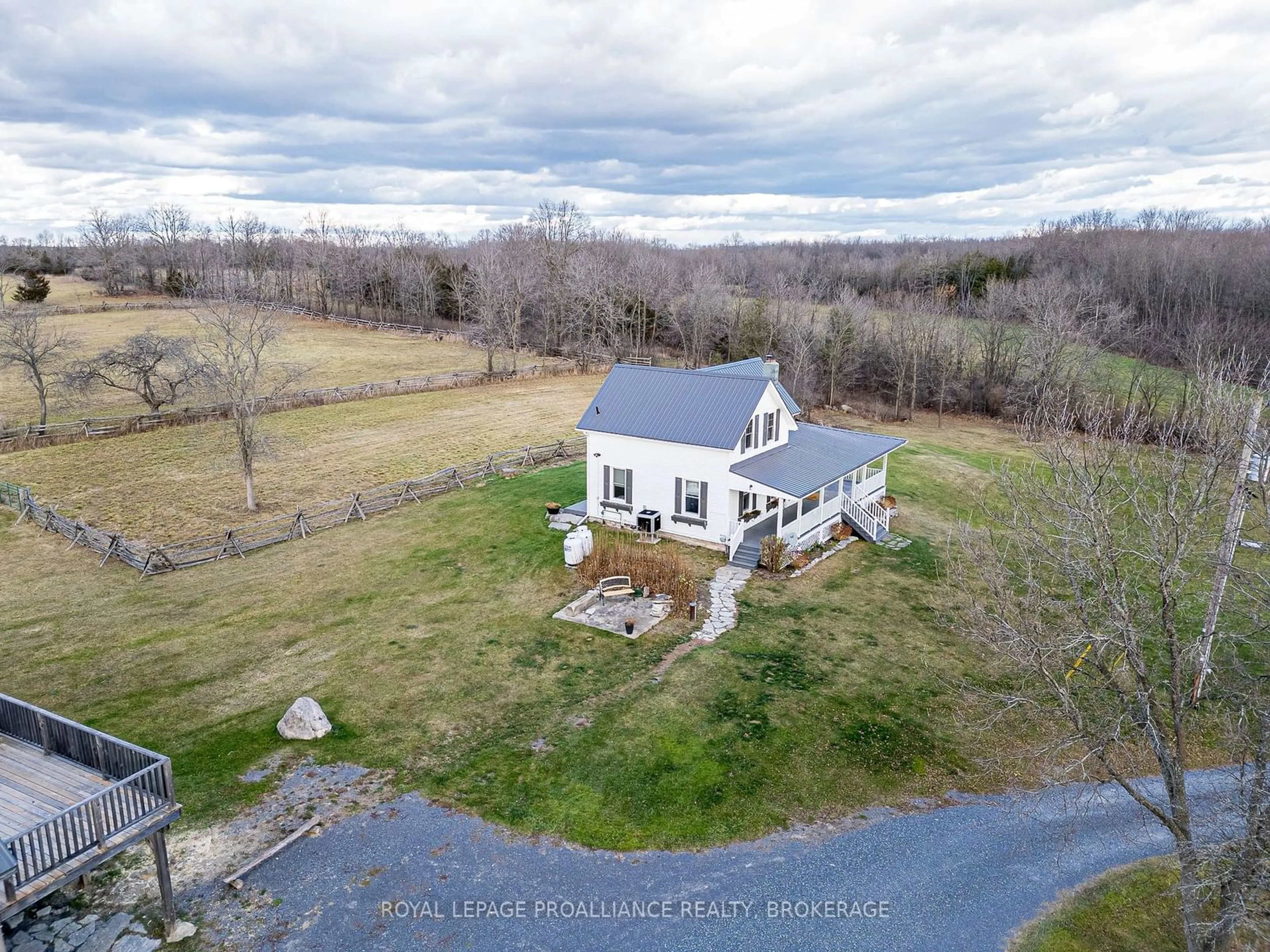 A pic from exterior of the house or condo, cottage for 4854 Colebrook Rd, South Frontenac Ontario K0H 1V0