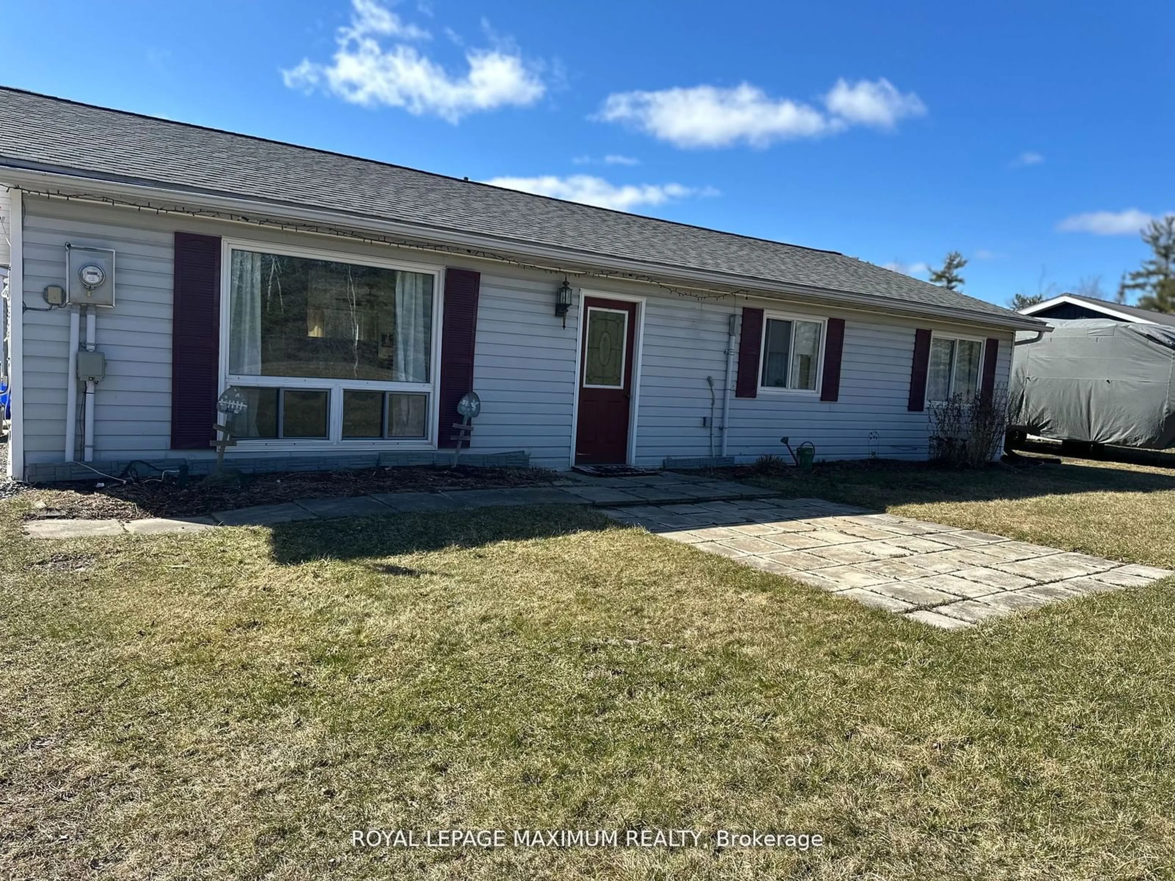 Frontside or backside of a home, the front or back of building for 55 Marble Point Rd, Marmora and Lake Ontario K0K 2M0