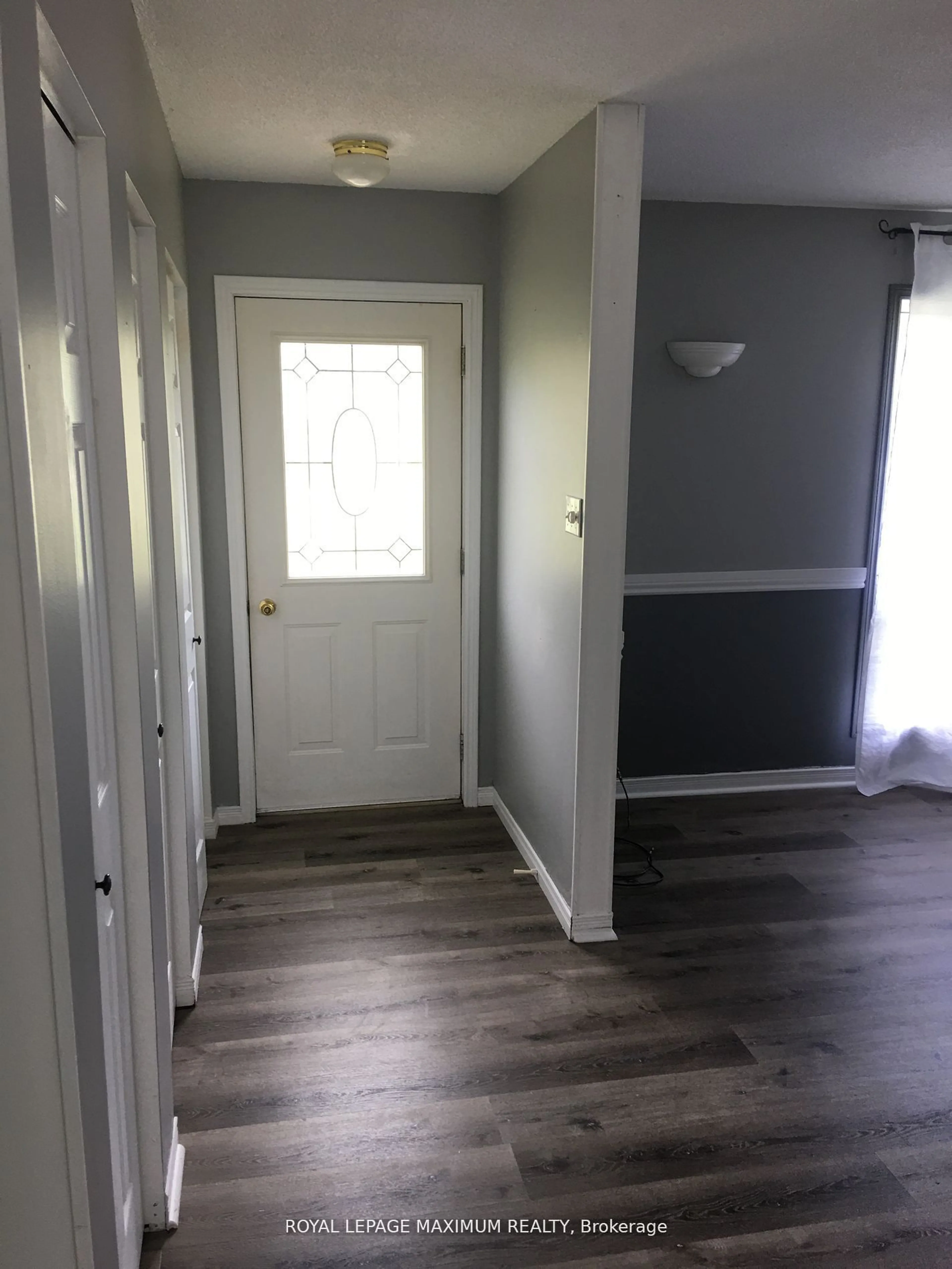 Indoor entryway, wood floors for 55 Marble Point Rd, Marmora and Lake Ontario K0K 2M0