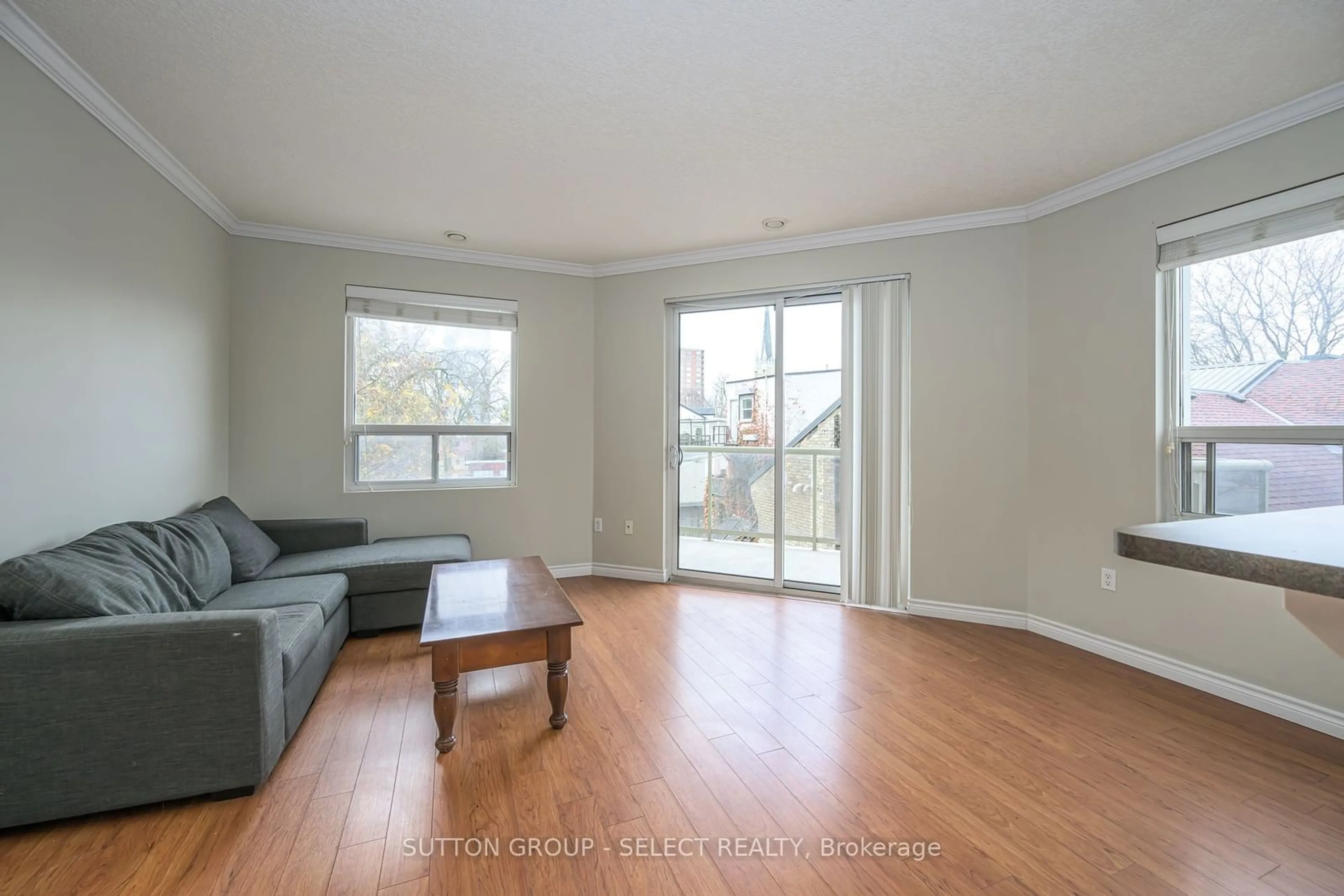 Living room, wood floors for 435 Colborne St #304, London Ontario N6B 2T2