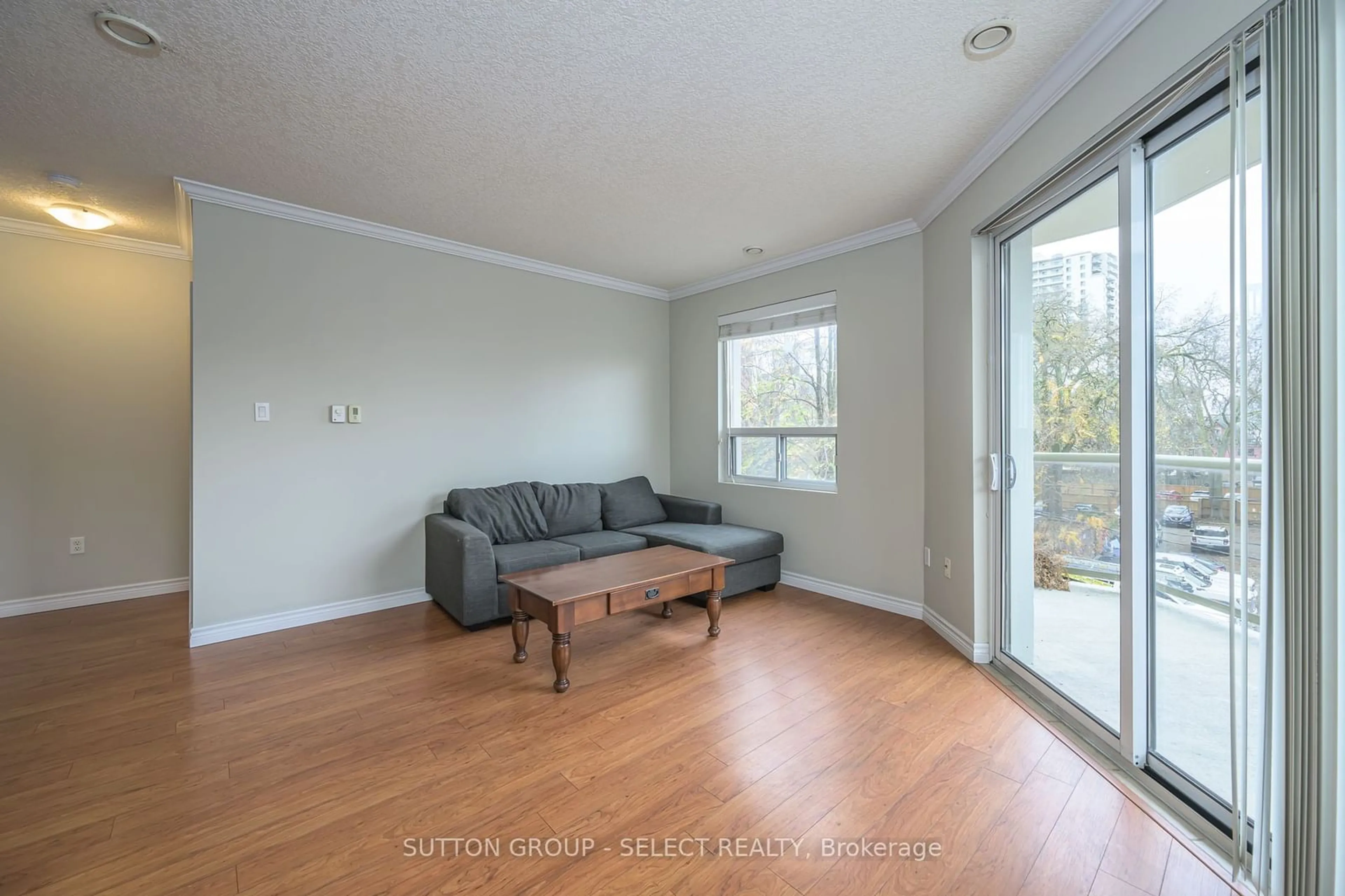 A pic of a room, wood floors for 435 Colborne St #304, London Ontario N6B 2T2