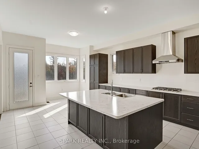 Additional property image - 76 Elstone Pl