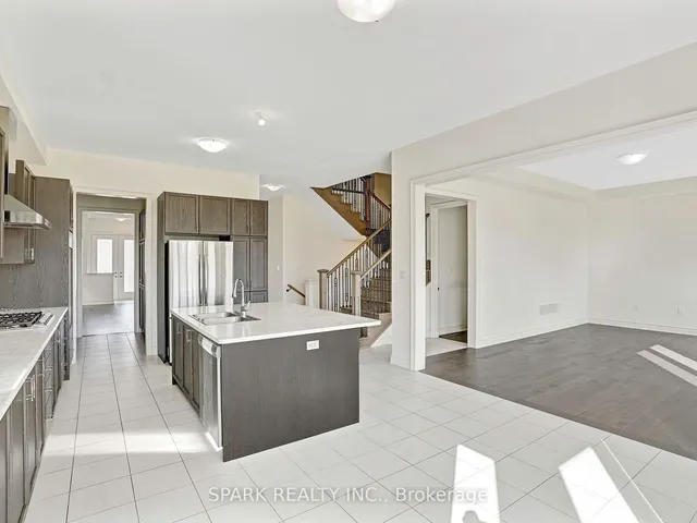 Additional property image - 76 Elstone Pl