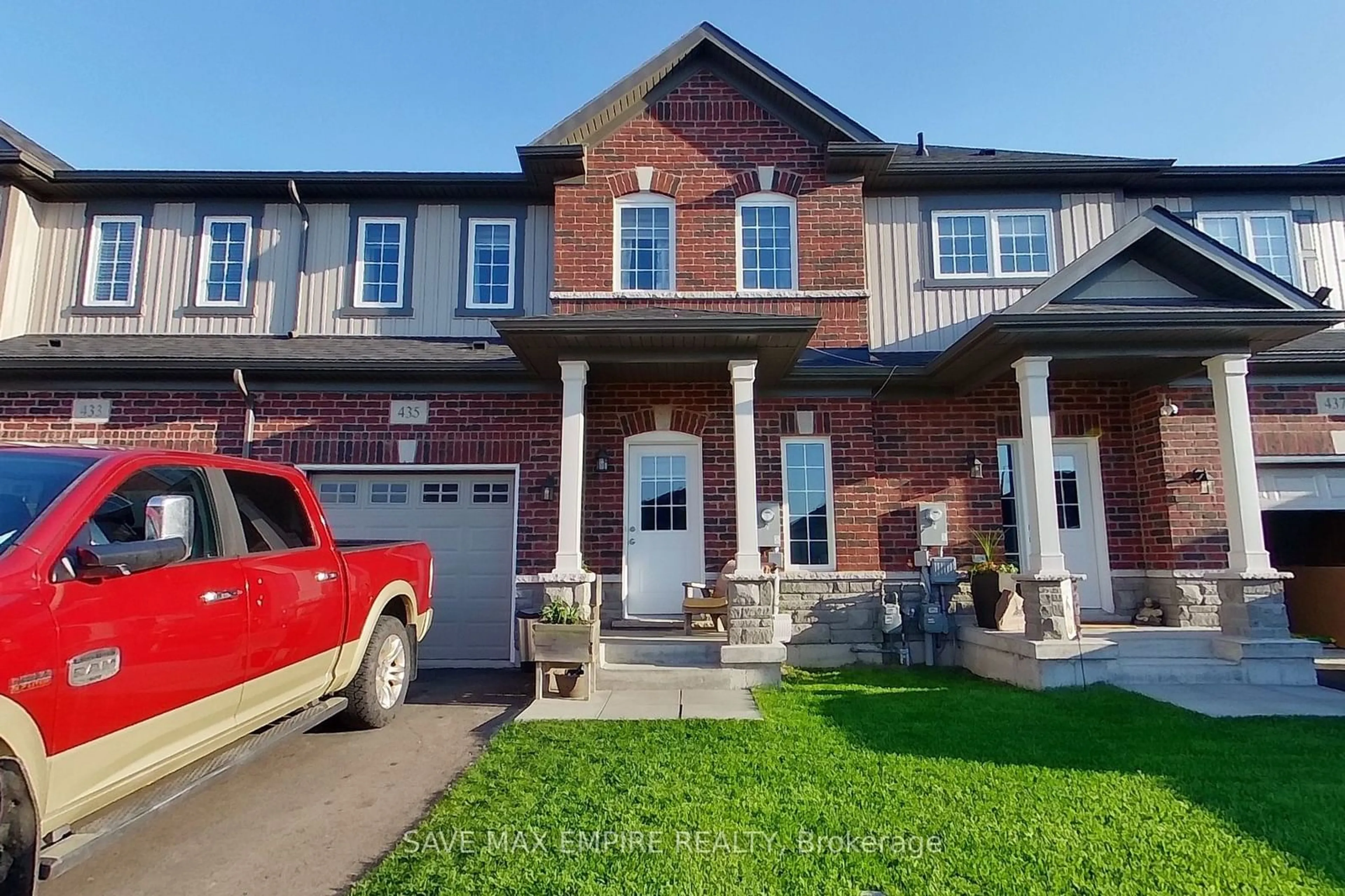 Frontside or backside of a home, the street view for 435 Williams Cres, Fort Erie Ontario L2A 0E9