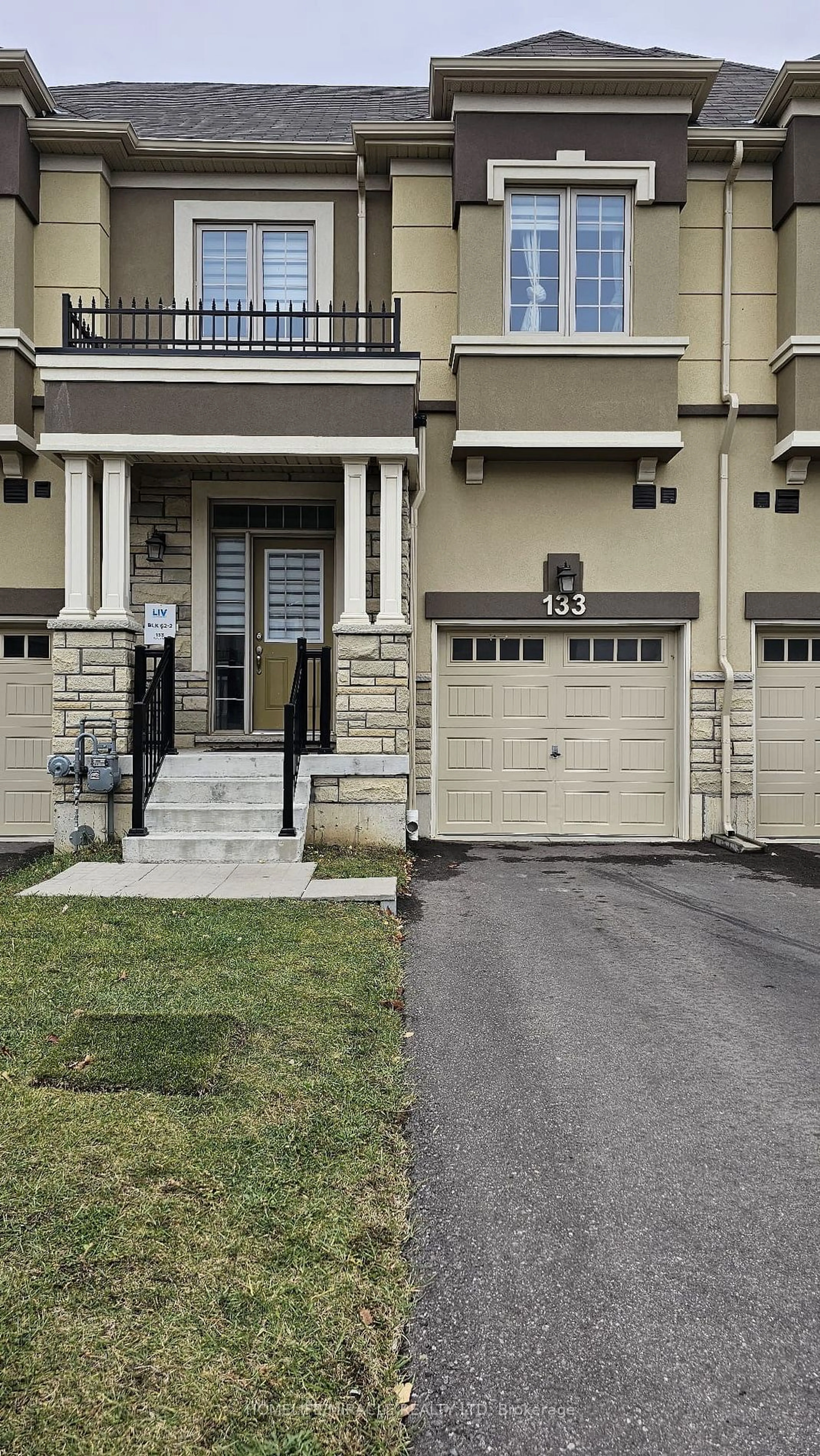 A pic from exterior of the house or condo, the street view for 133 Flagg Ave, Brant Ontario N3L 0J8