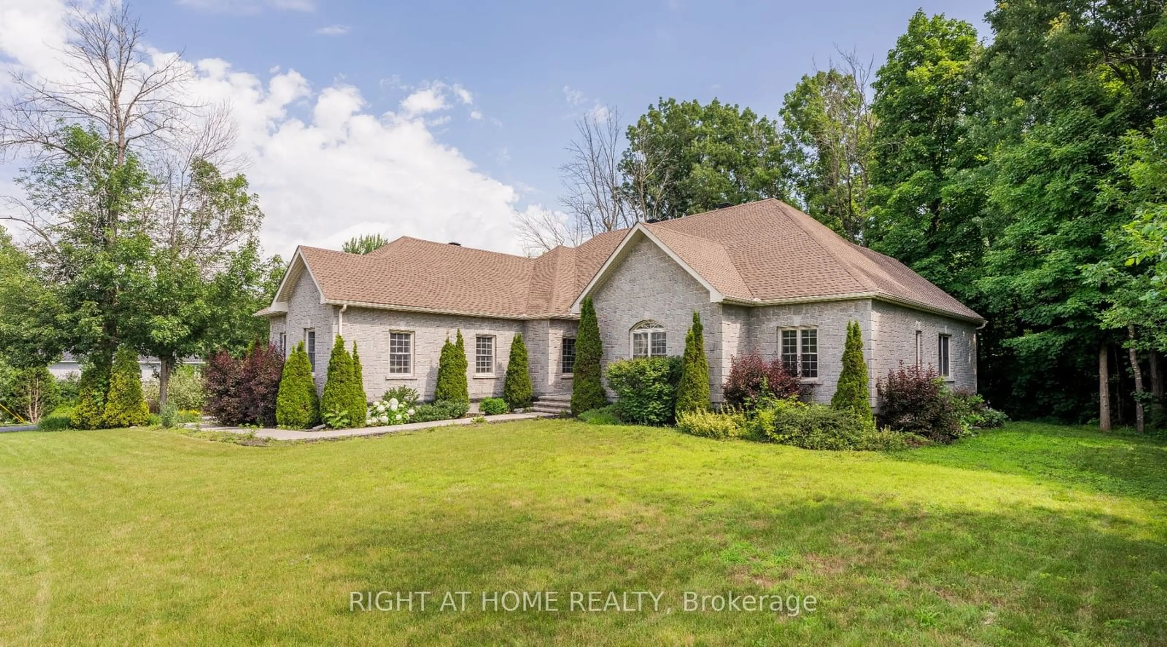 Frontside or backside of a home, cottage for 21 Primrose Lane, South Stormont Ontario K0C 1P0