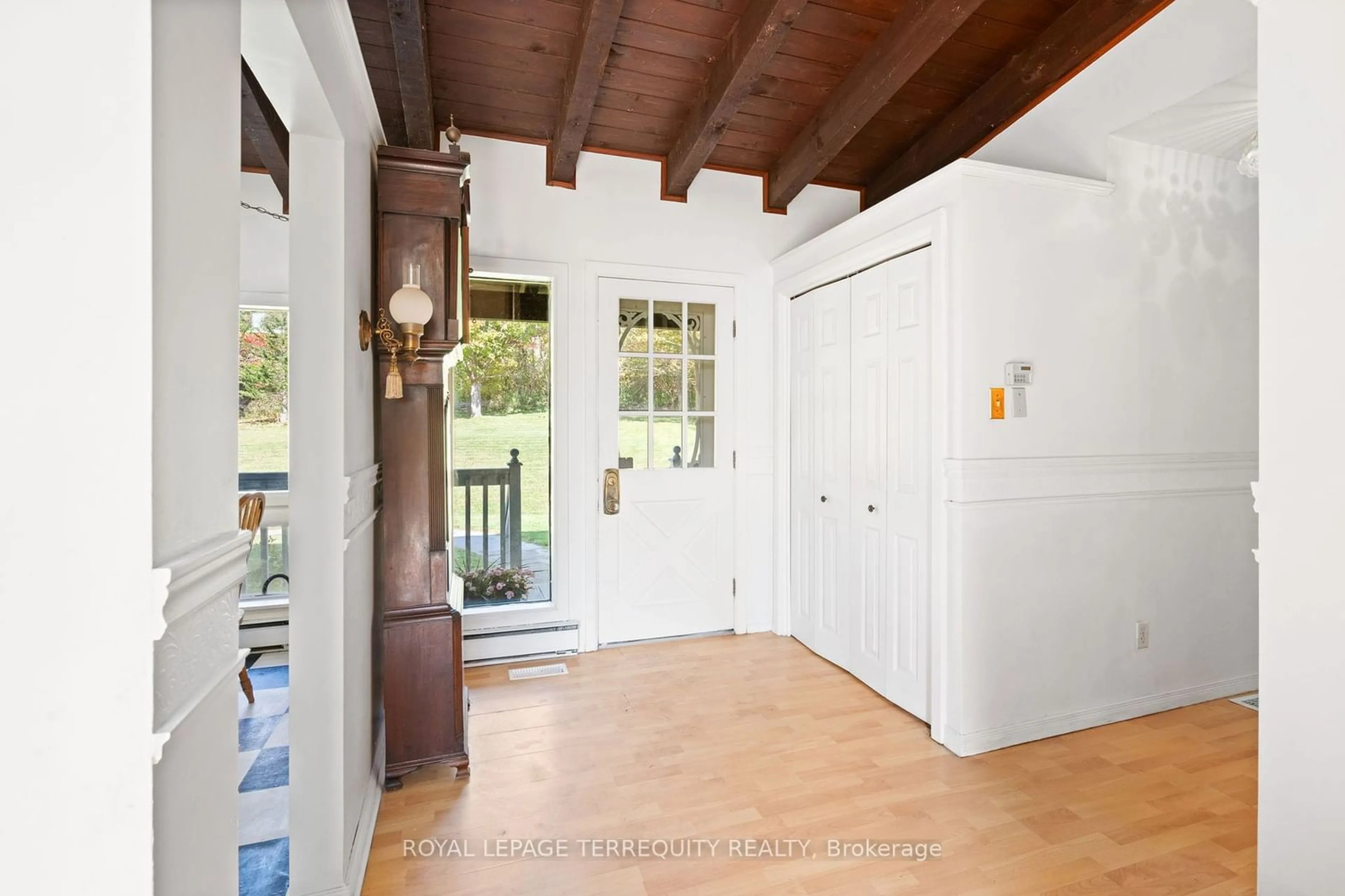 Indoor entryway, wood floors for 203 Godolphin Rd, Trent Hills Ontario K0K 3K0