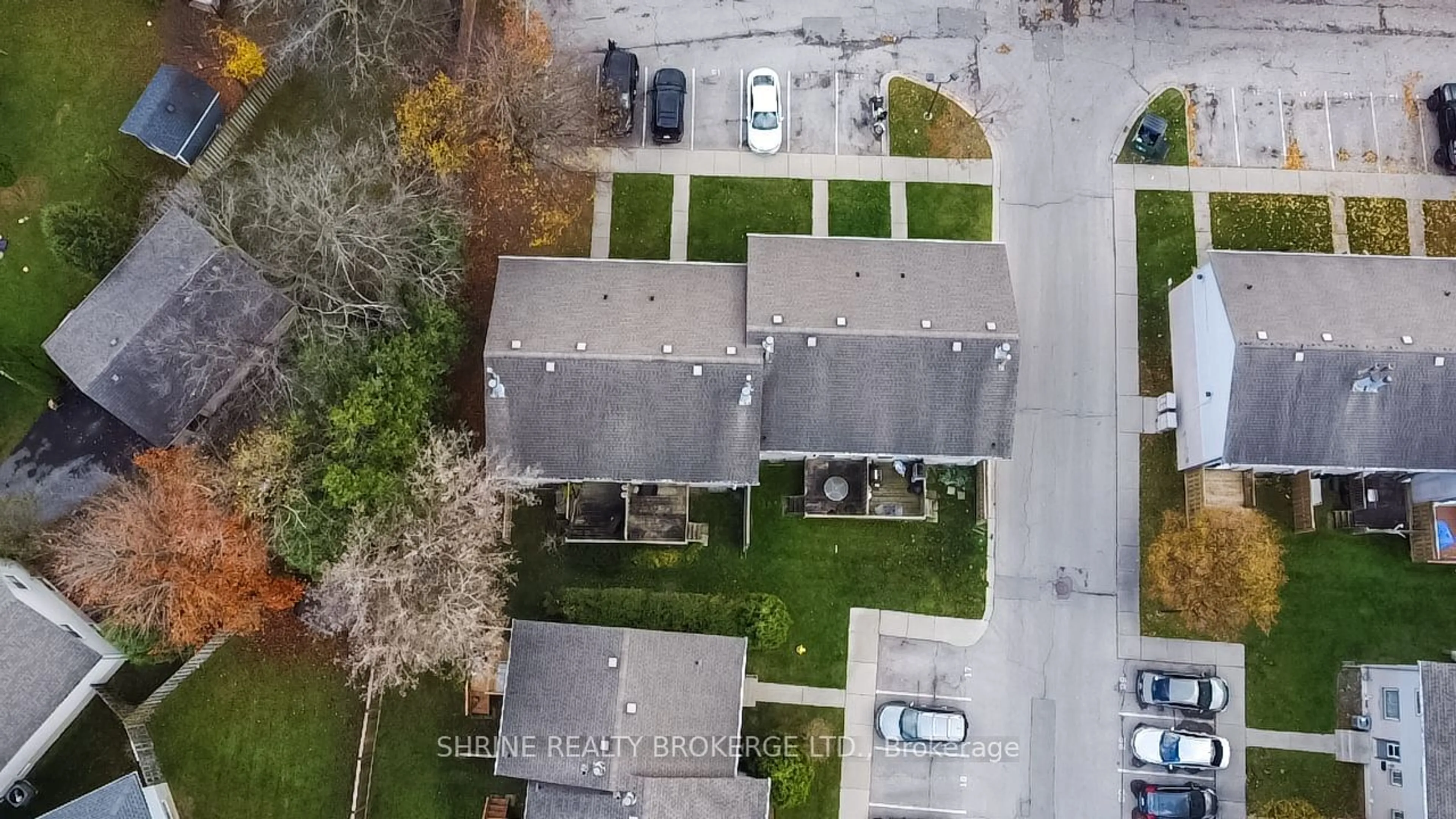 A pic from exterior of the house or condo, the street view for 490 Third St #15, London Ontario N5V 4A2