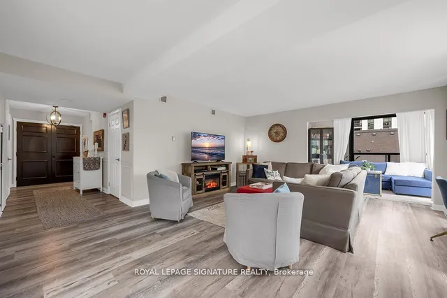 Additional property image - 49 Robinson St Unit 300